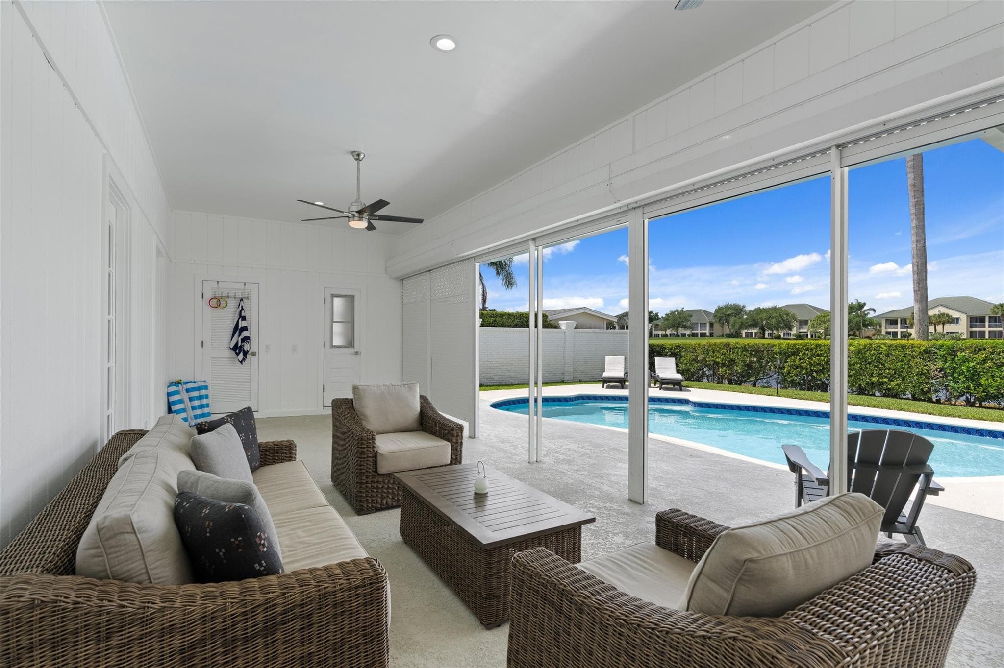 9010 Gardens Glen Circle, Palm Beach Gardens, FL 33418 — photo 29 of 60