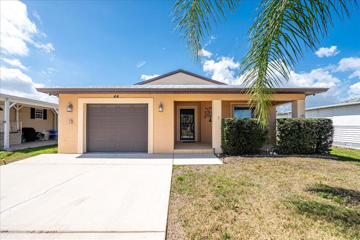 44 Grande Vista Way, Port St. Lucie, FL 34952 — photo 1 of 39