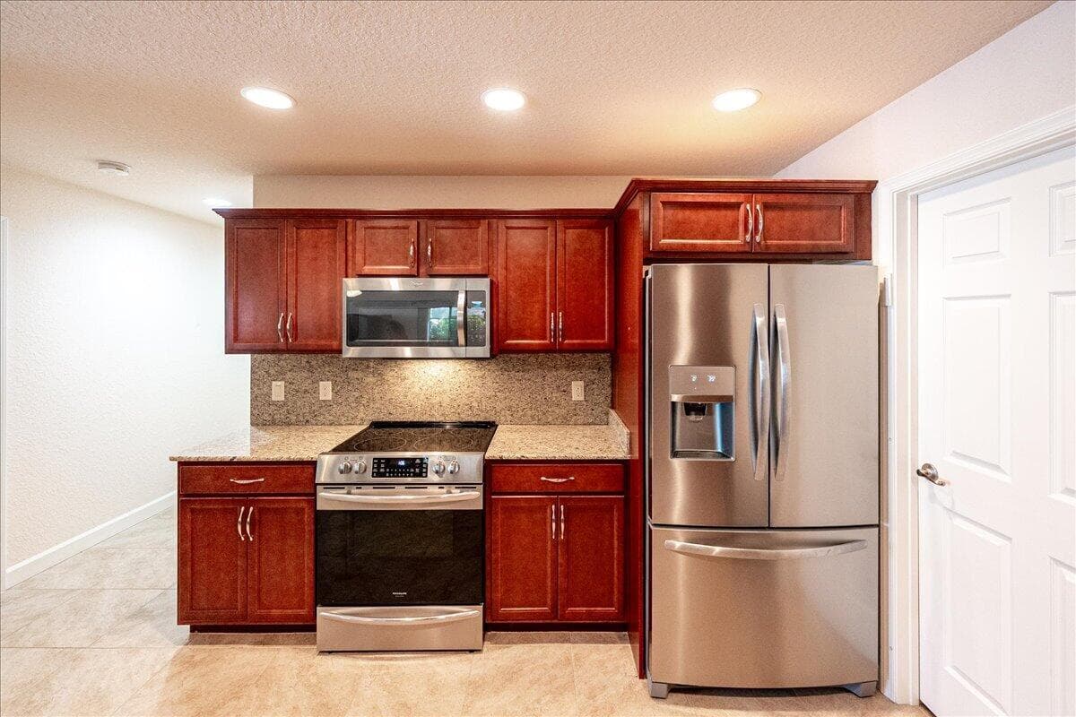 44 Grande Vista Way, Port St. Lucie, FL 34952 — photo 8 of 39