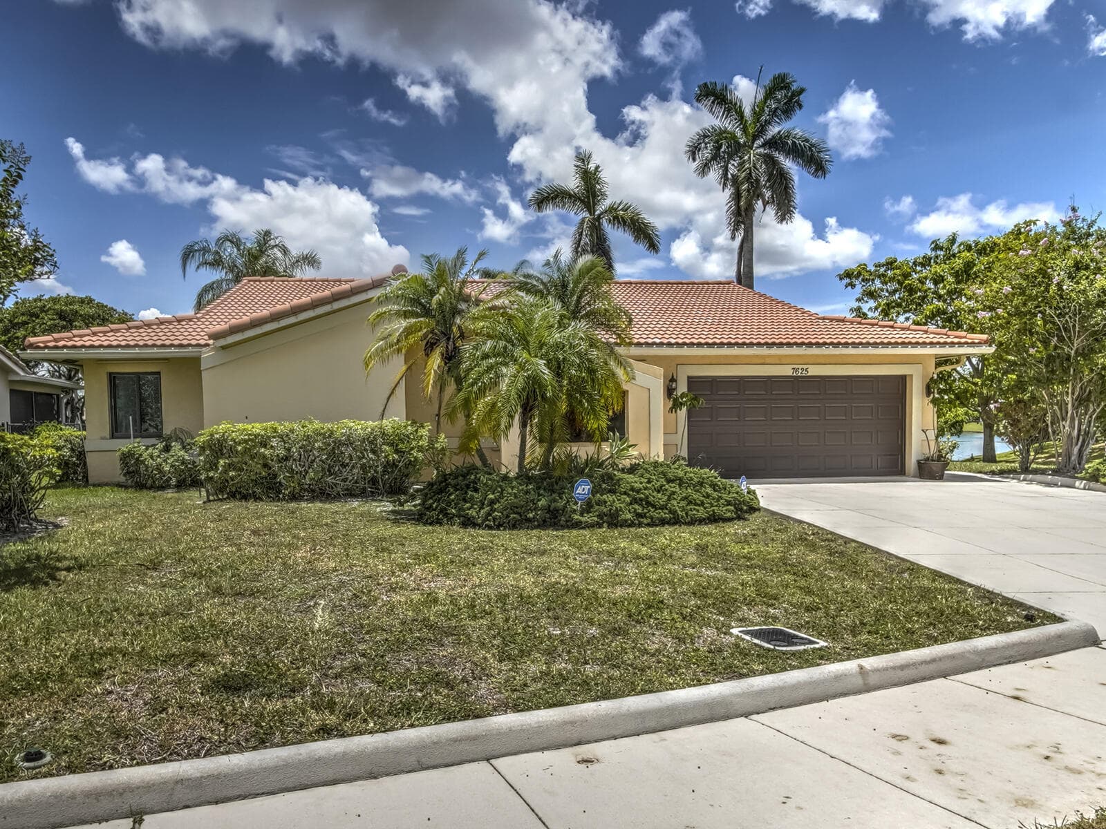 7625 Sunflower Drive, Margate, FL 33063 — photo 3 of 48