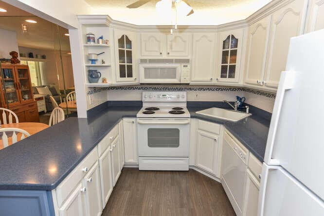 305 Knotty Pine Circle D-2, Greenacres, FL 33463 — photo 10 of 25