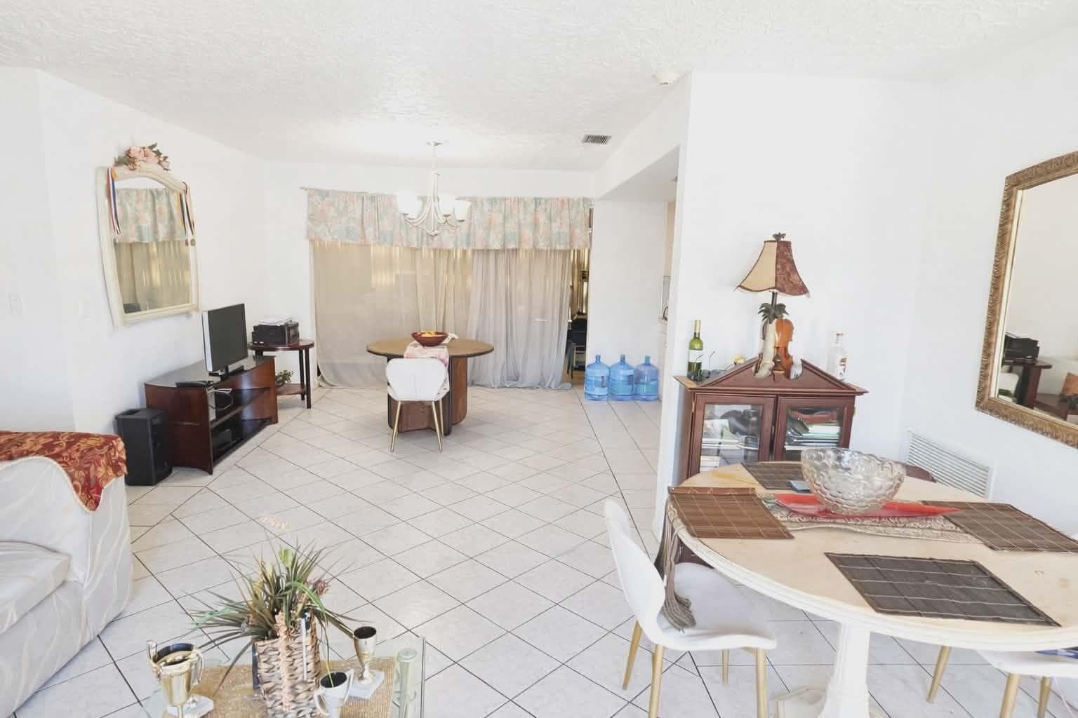 218 Olive Avenue, Port St. Lucie, FL 34952 — photo 5 of 12