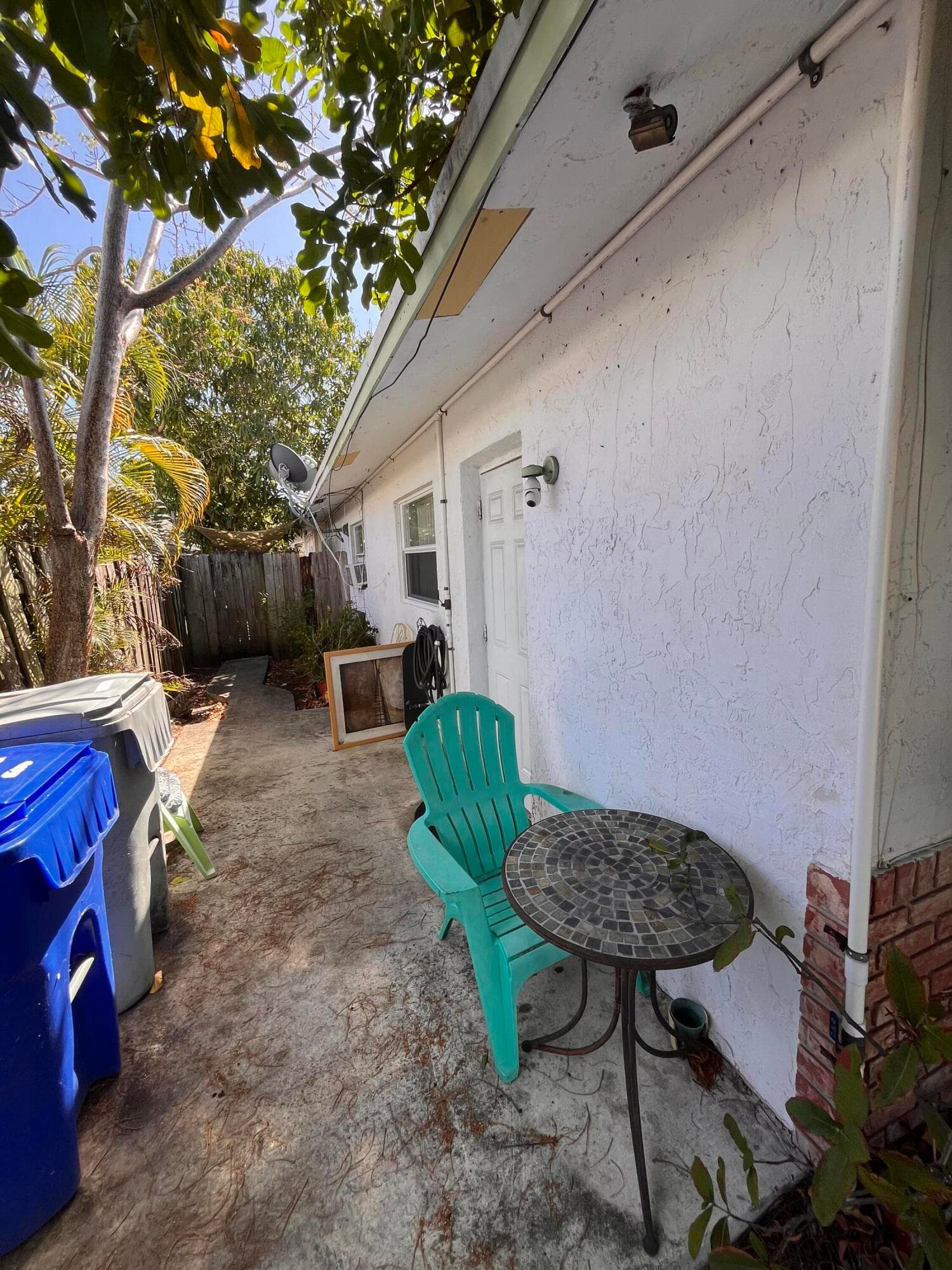 1304 NE 4th Street, Pompano Beach, FL 33060 — photo 4 of 6