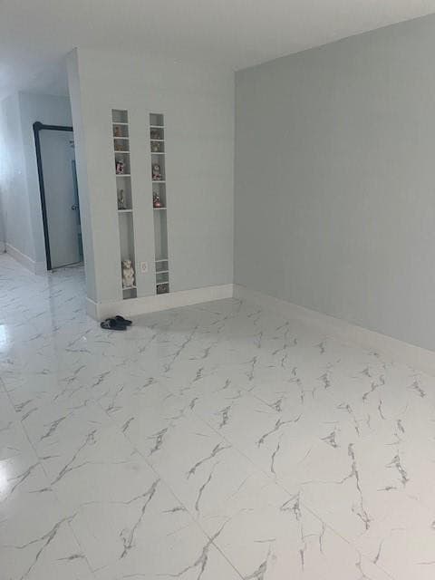 636 Meridian Avenue 4, Miami Beach, FL 33139 — photo 5 of 7