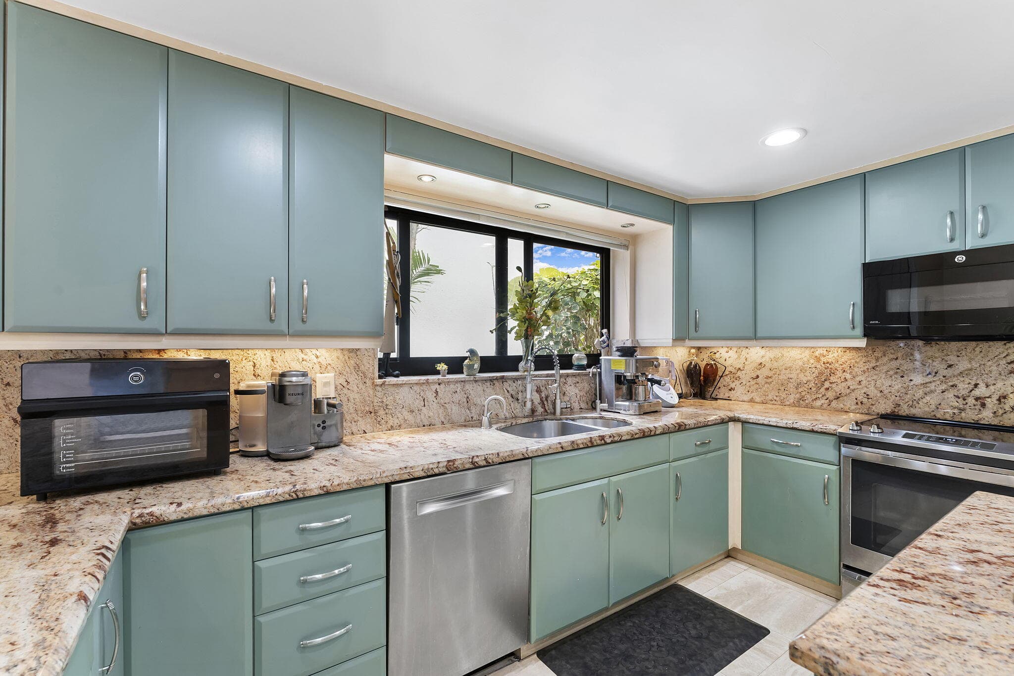6534 Via Rosa, Boca Raton, FL 33433 — photo 16 of 59