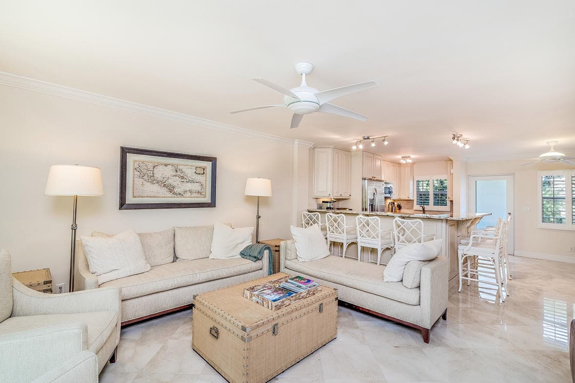 139 Sunrise Avenue 2020, Palm Beach, FL 33480 — photo 3 of 24
