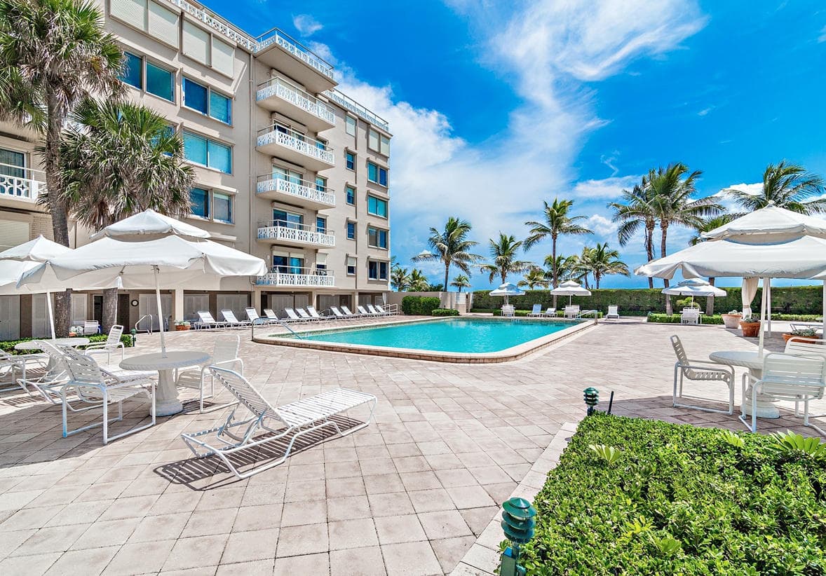 139 Sunrise Avenue 2020, Palm Beach, FL 33480 — photo 20 of 24