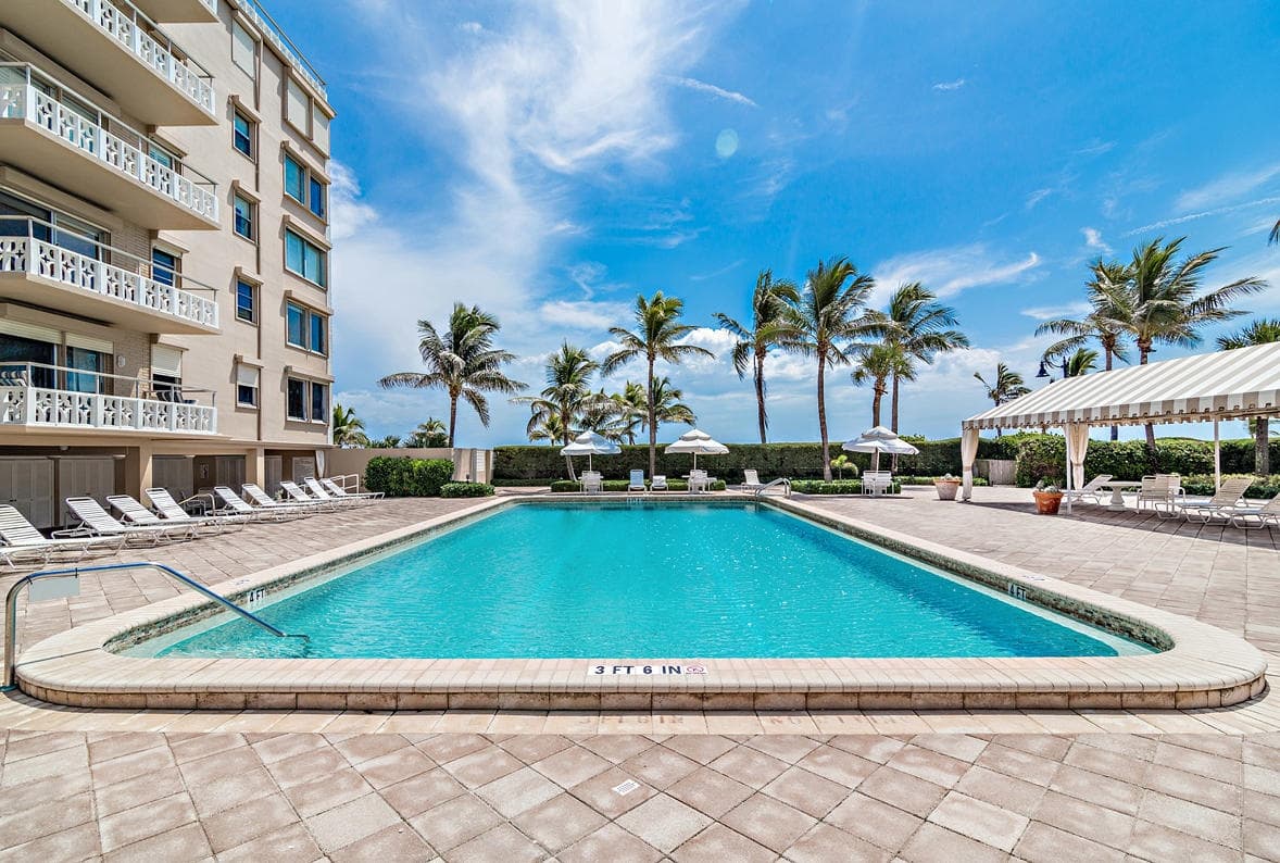 139 Sunrise Avenue 2020, Palm Beach, FL 33480 — photo 21 of 24