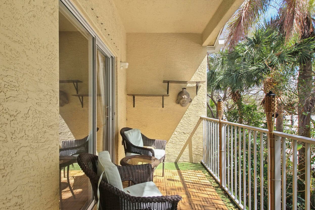 110 Lighthouse Circle H, Tequesta, FL 33469 — photo 21 of 40