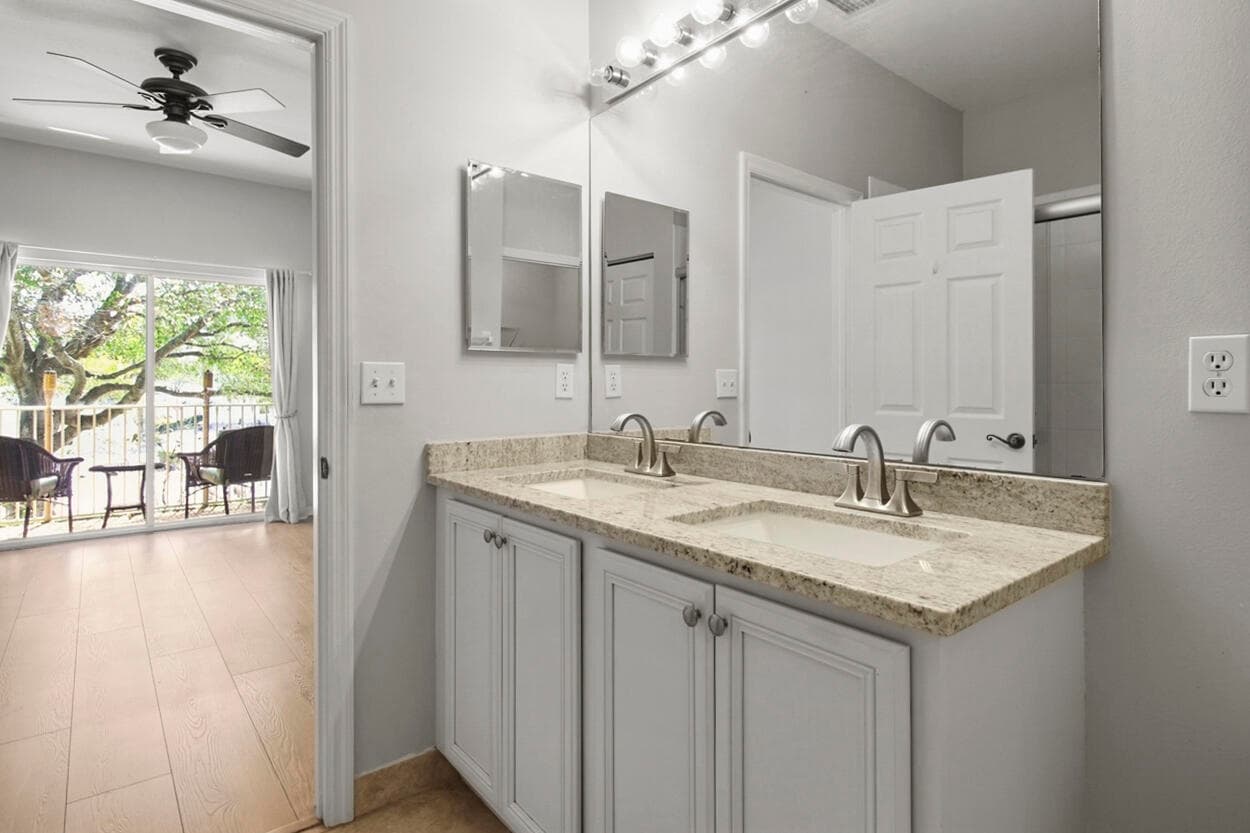 110 Lighthouse Circle H, Tequesta, FL 33469 — photo 28 of 40