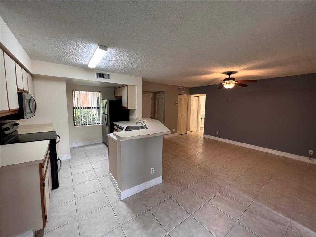 9999 Summerbreeze Drive 109, Sunrise, FL 33322 — photo 12 of 19
