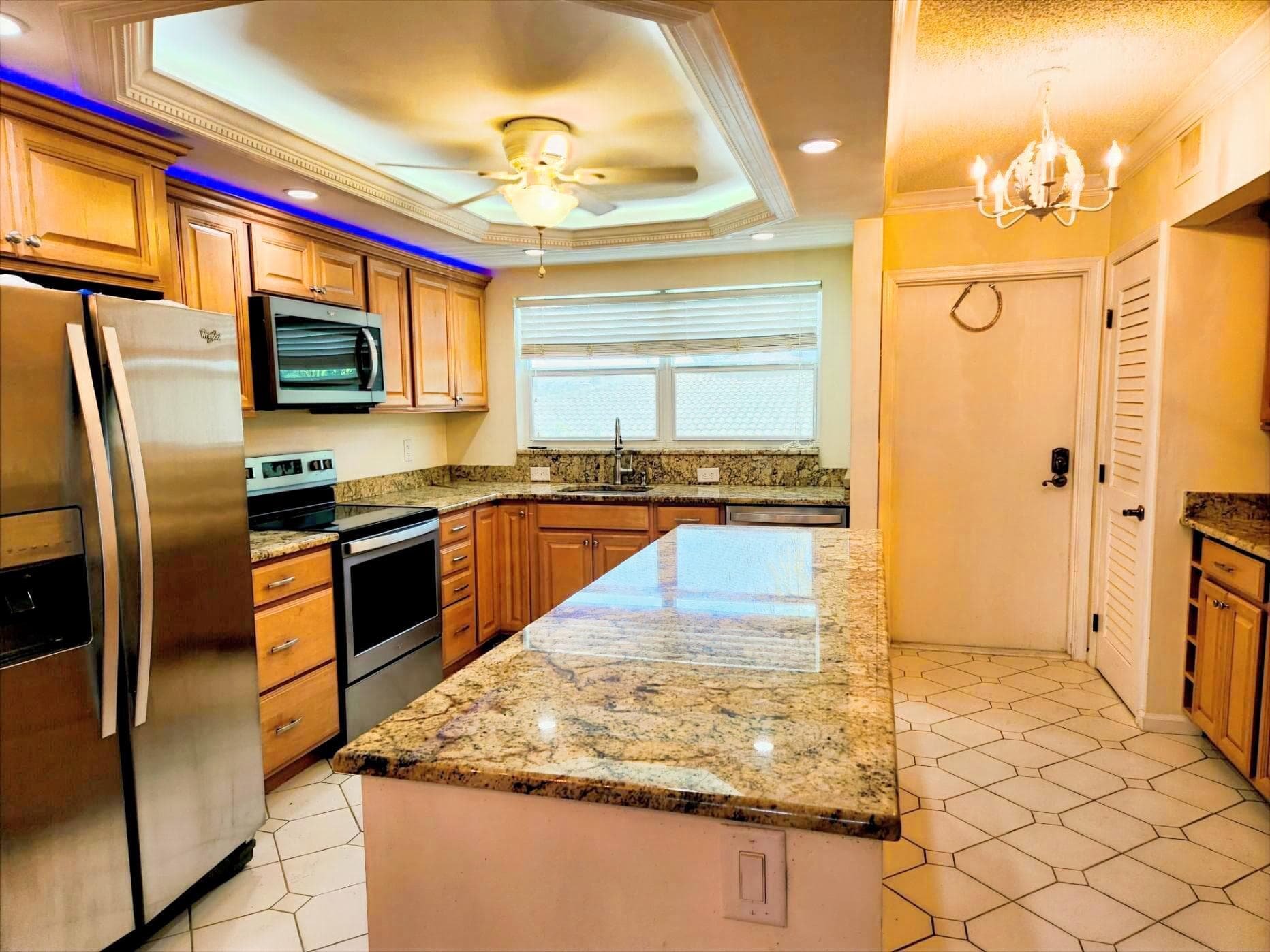 2008 S Federal Highway C207, Boynton Beach, FL 33435 — photo 1 of 30