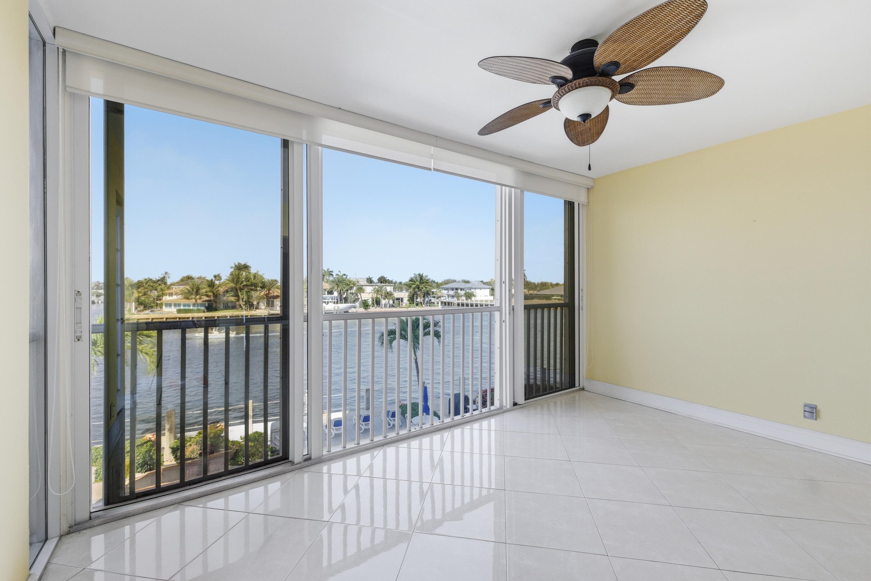 615 N Riverside Drive 301, Pompano Beach, FL 33062 — photo 4 of 34