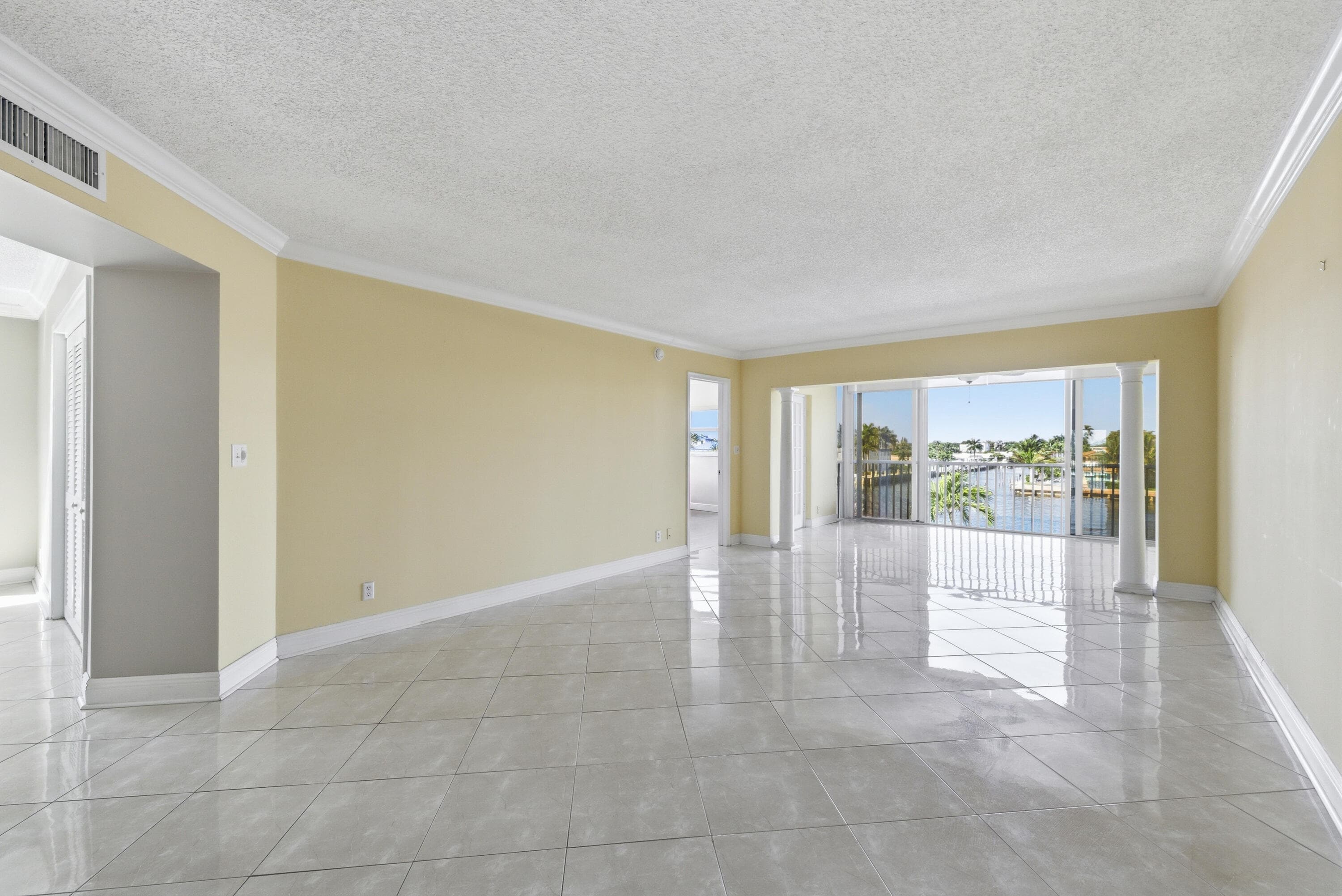 615 N Riverside Drive 301, Pompano Beach, FL 33062 — photo 5 of 34