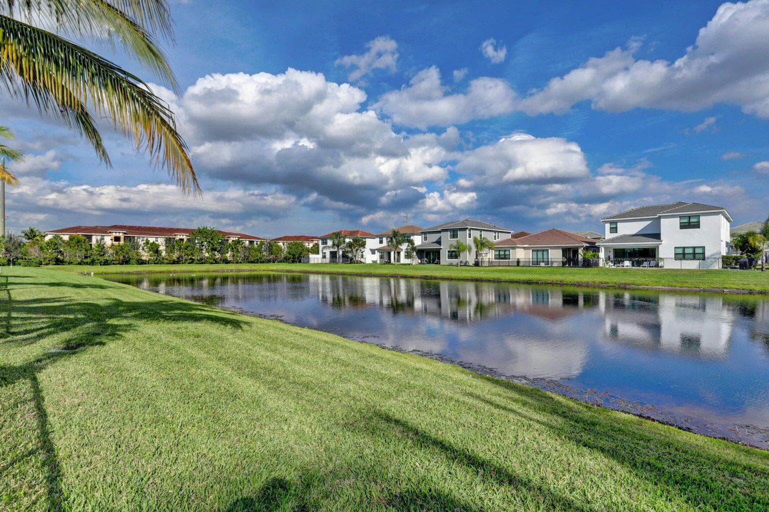 7184 Montereal Path, Lake Worth, FL 33463 — photo 4 of 34