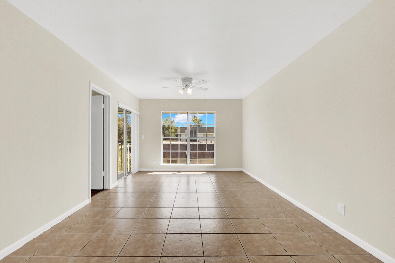 10249 N Military Trail Apt 201, Palm Beach Gardens, FL 33410 — photo 7 of 24