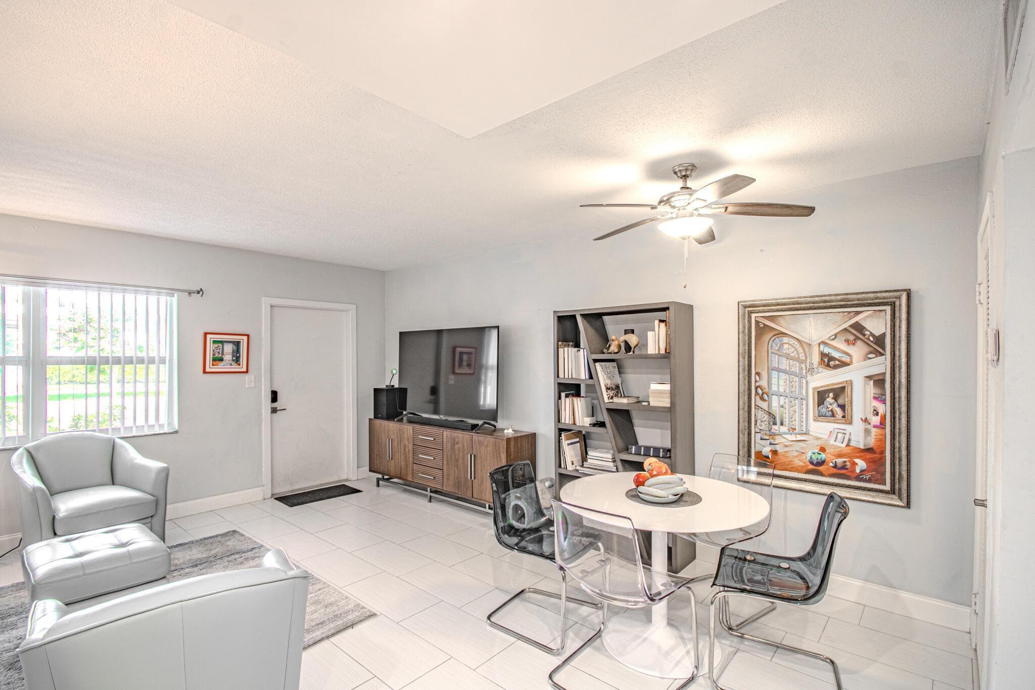660 Glouchester Street 106, Boca Raton, FL 33487 — photo 3 of 12