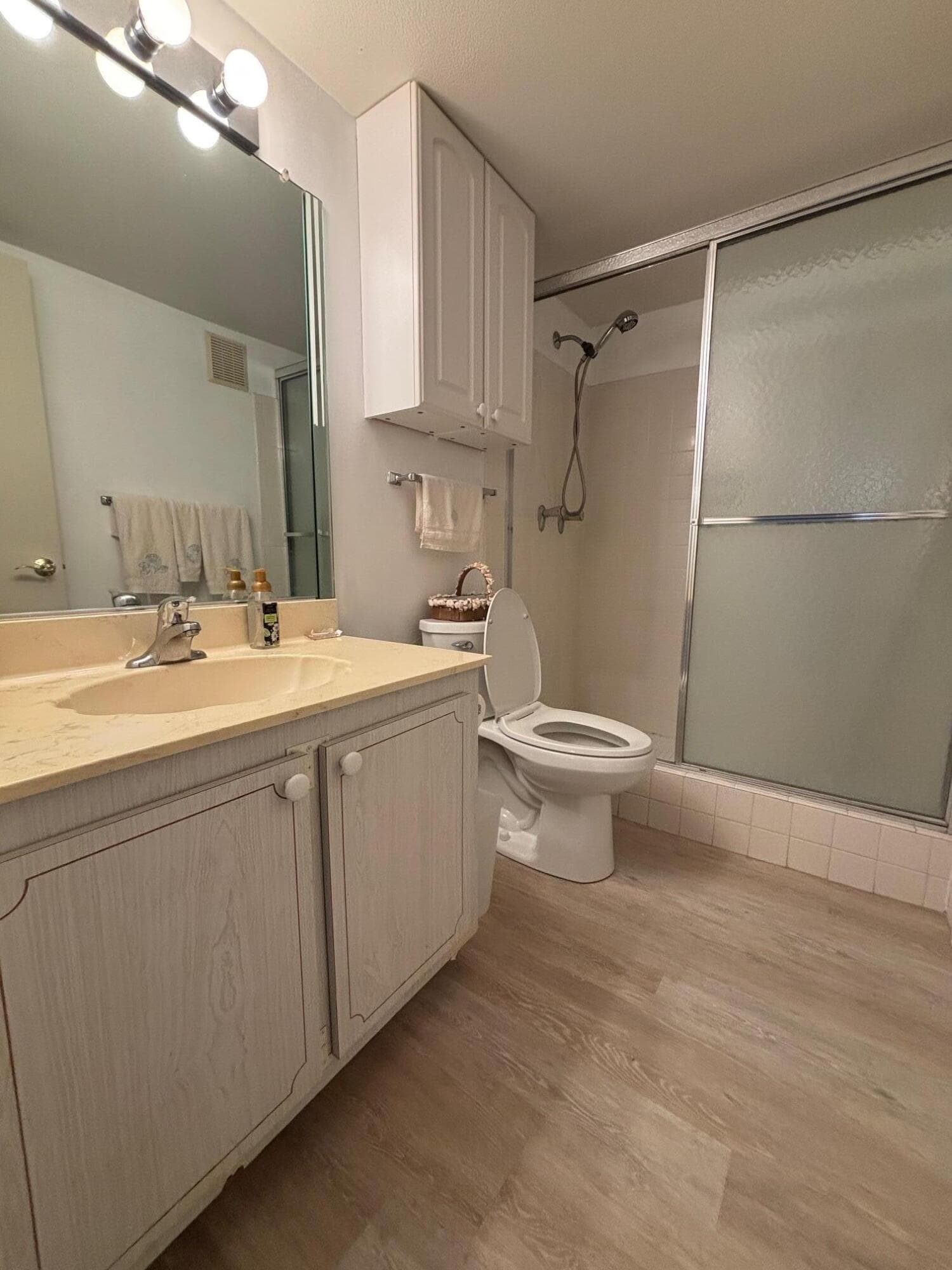 2950 SE Ocean Boulevard 7-5, Stuart, FL 34996 — photo 11 of 19