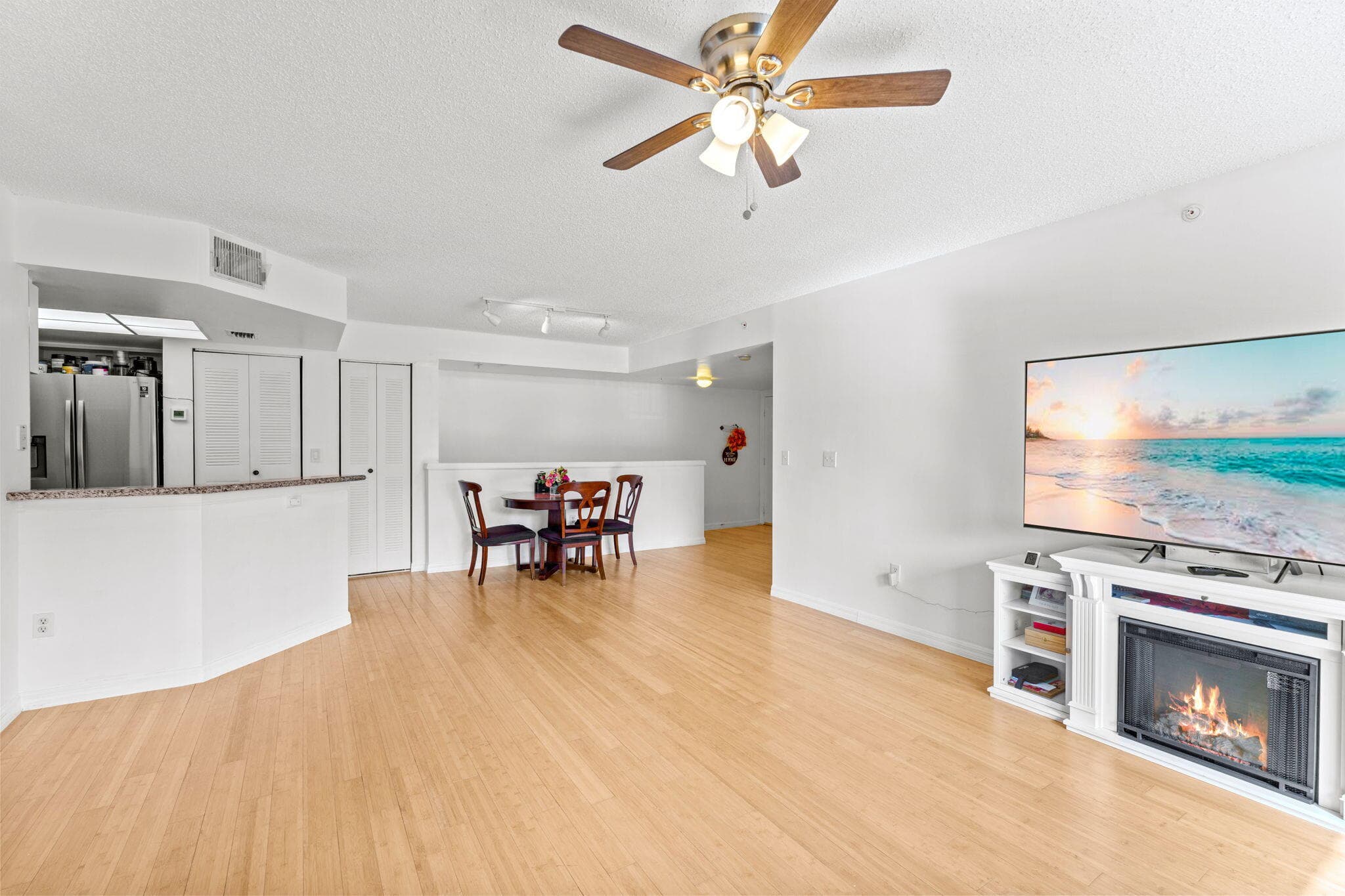 1000 Crestwood Ct Court S 1013, Royal Palm Beach, FL 33411 — photo 4 of 29
