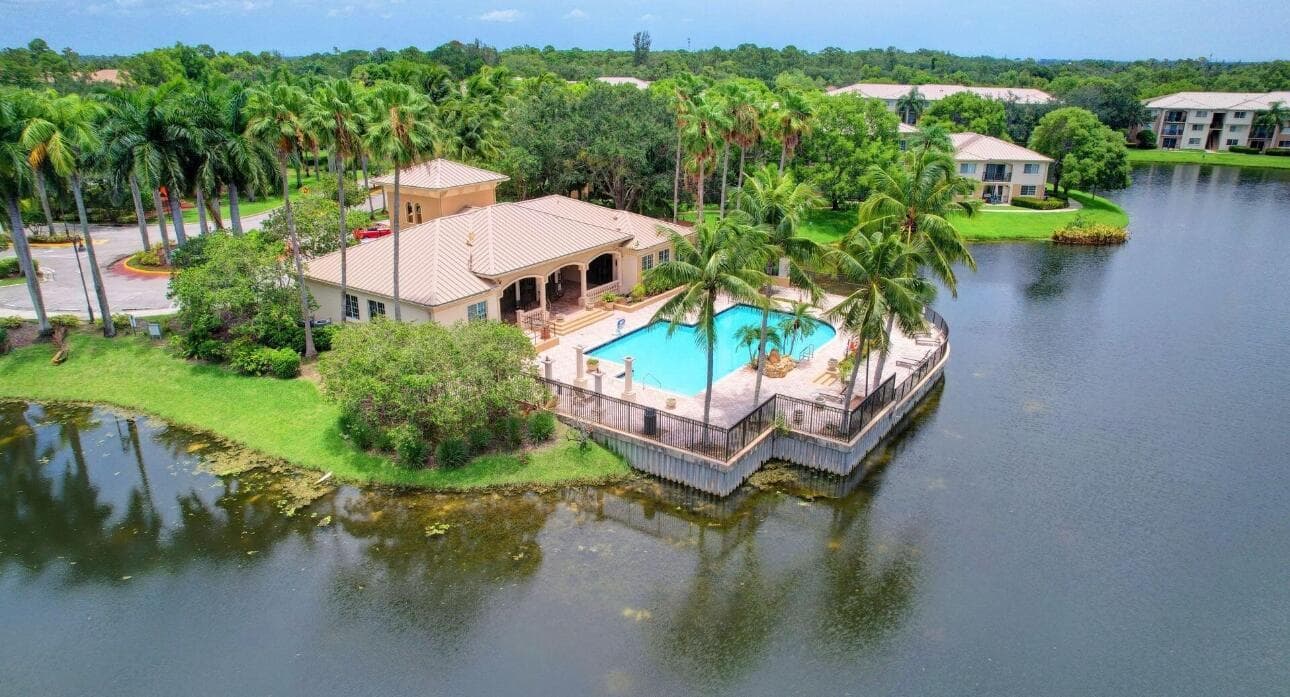 1000 Crestwood Ct Court S 1013, Royal Palm Beach, FL 33411 — photo 21 of 29
