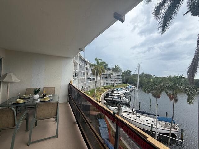 1319 E Hillsboro Boulevard 412, Deerfield Beach, FL 33441 — photo 7 of 47