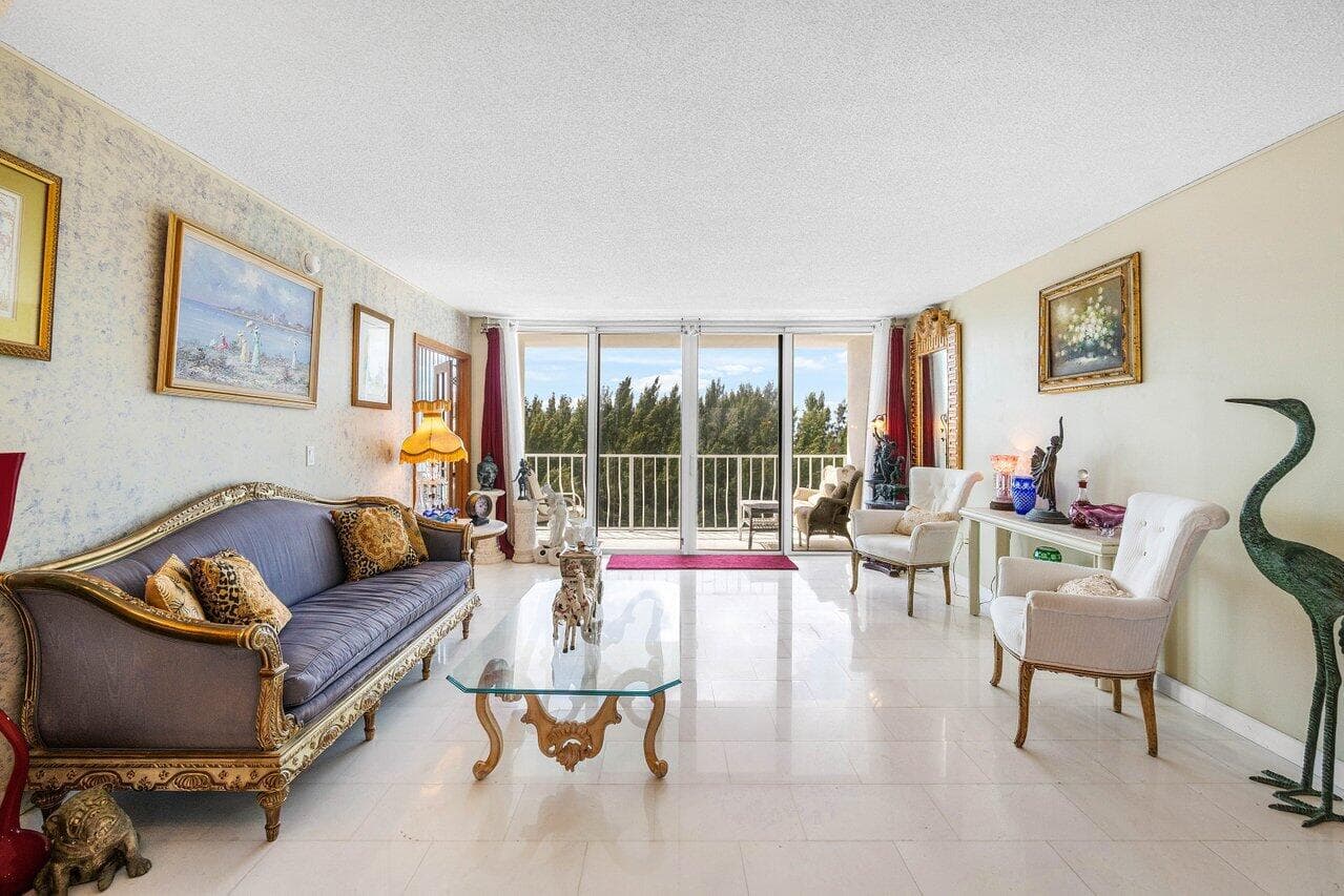 2774 S Ocean Boulevard 708, Palm Beach, FL 33480 — photo 6 of 34
