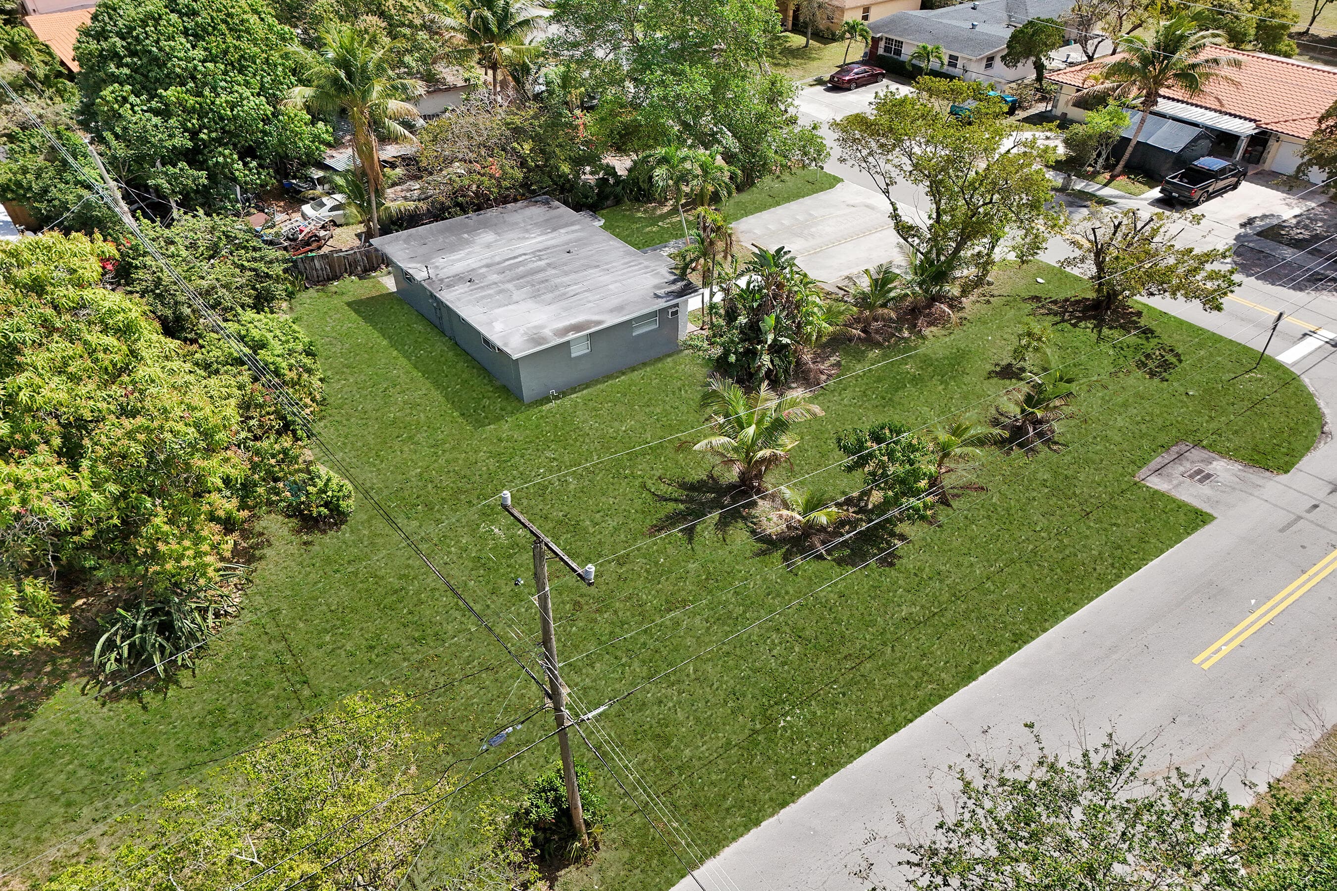 2261 NW 2nd Street, Pompano Beach, FL 33069 — photo 19 of 25
