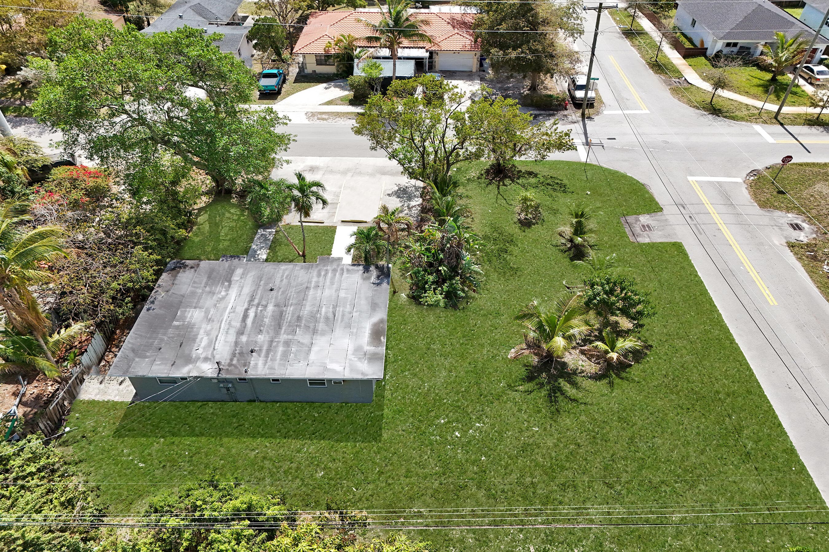 2261 NW 2nd Street, Pompano Beach, FL 33069 — photo 17 of 25