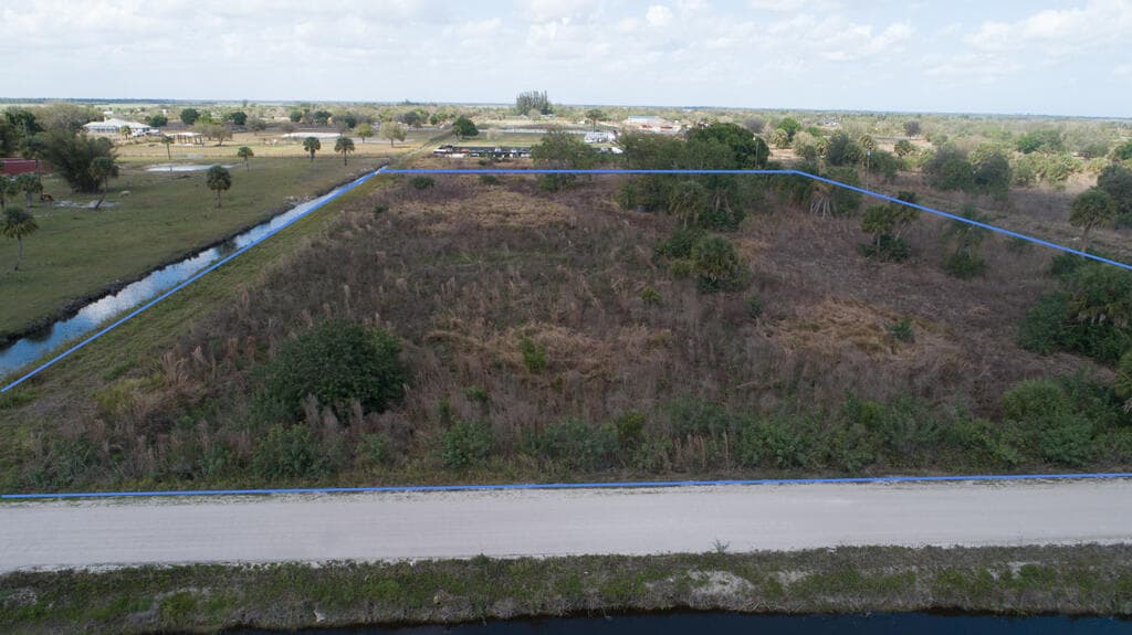 20637 Simone Drive, Loxahatchee, FL 33470 — photo 3 of 10