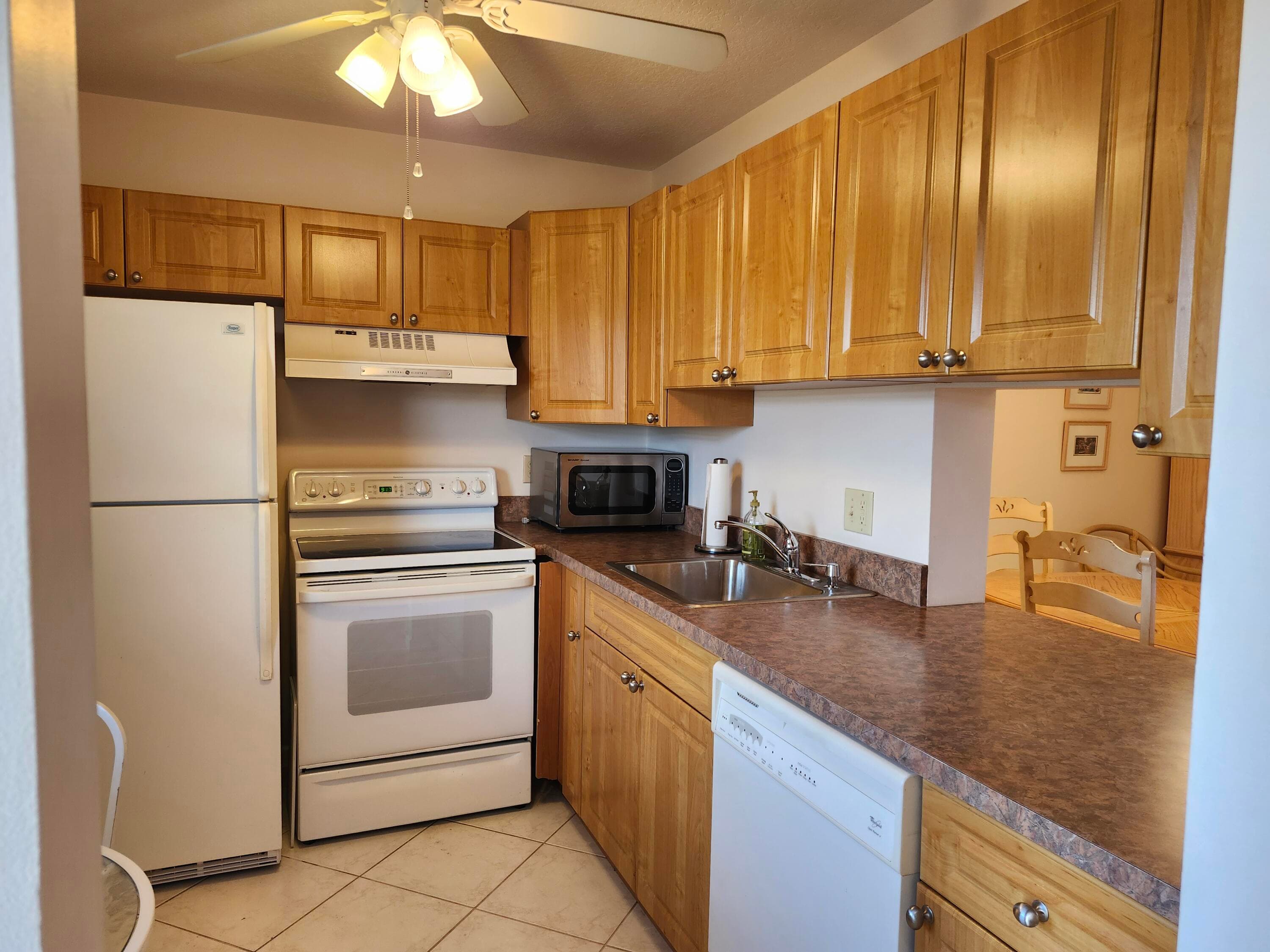 230 NE 26th Avenue 408, Boynton Beach, FL 33435 — photo 6 of 58