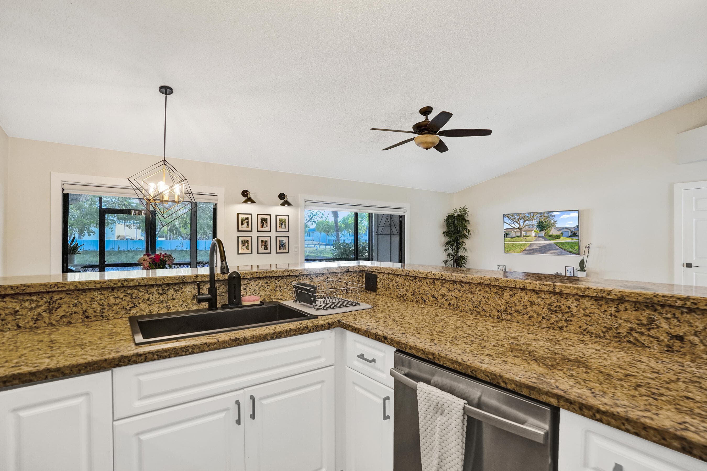 7826 NW 60th Street, Tamarac, FL 33321 — photo 15 of 46