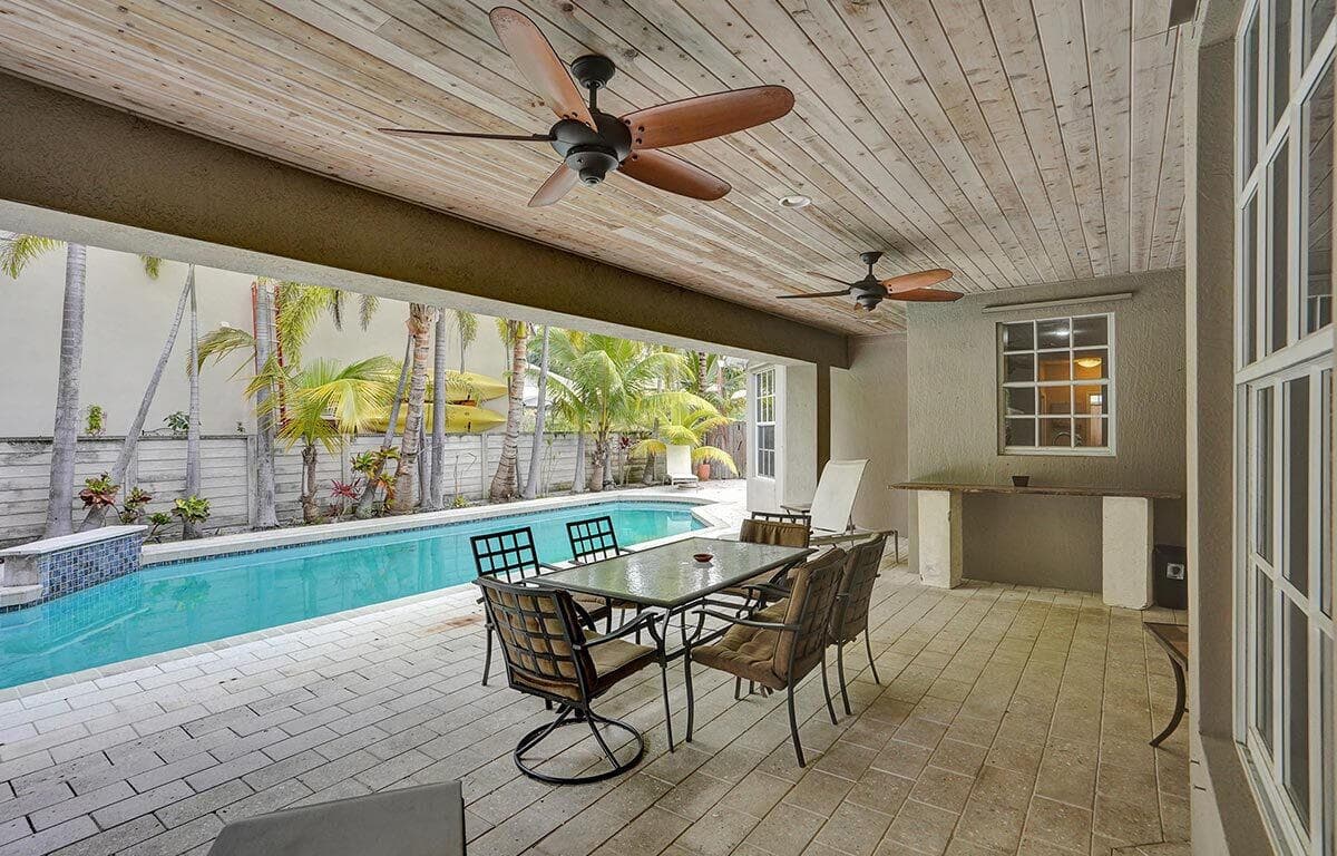2105 SW 12th Terrace, Fort Lauderdale, FL 33315 — photo 2 of 21