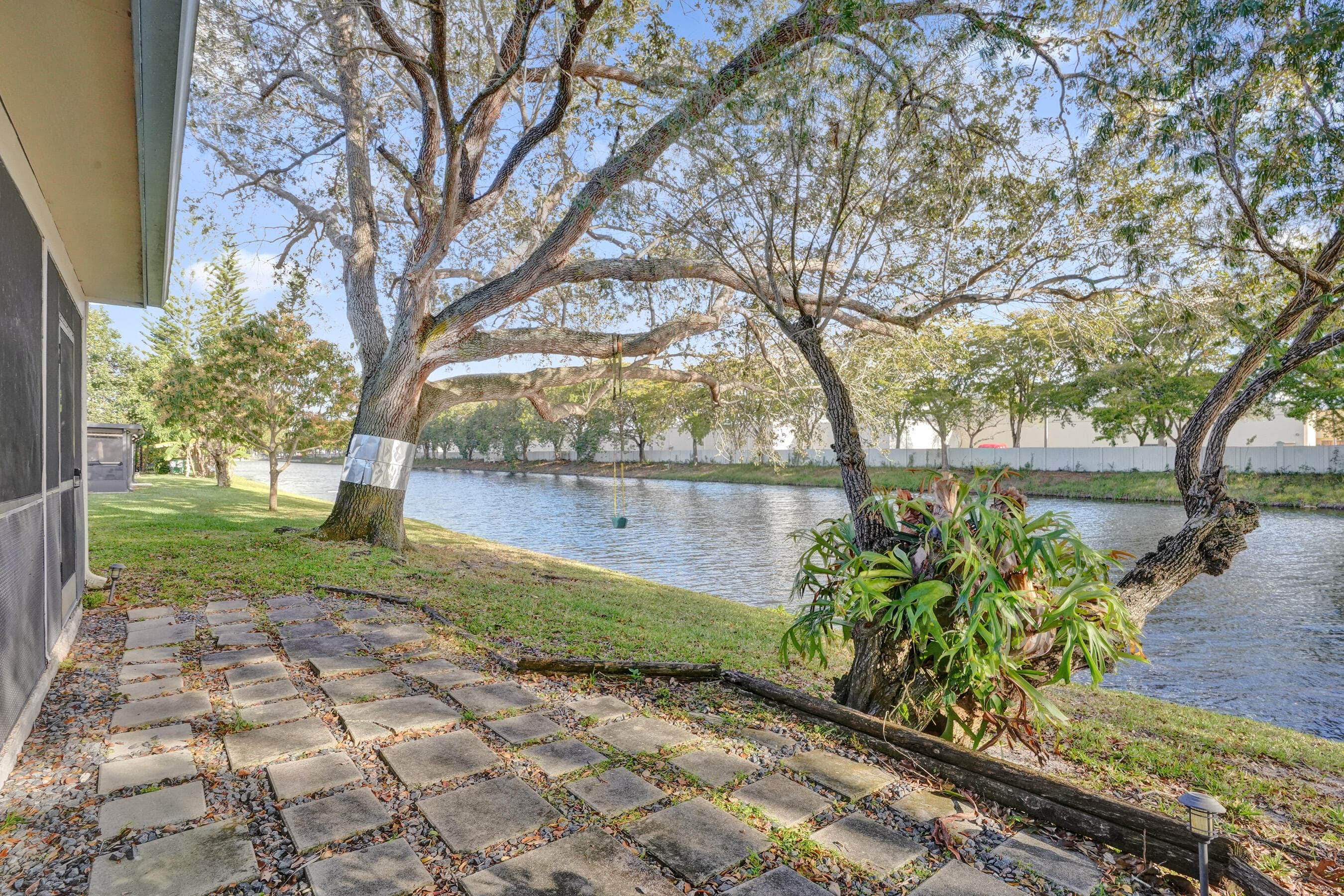 7826 NW 60th Street, Tamarac, FL 33321 — photo 35 of 46