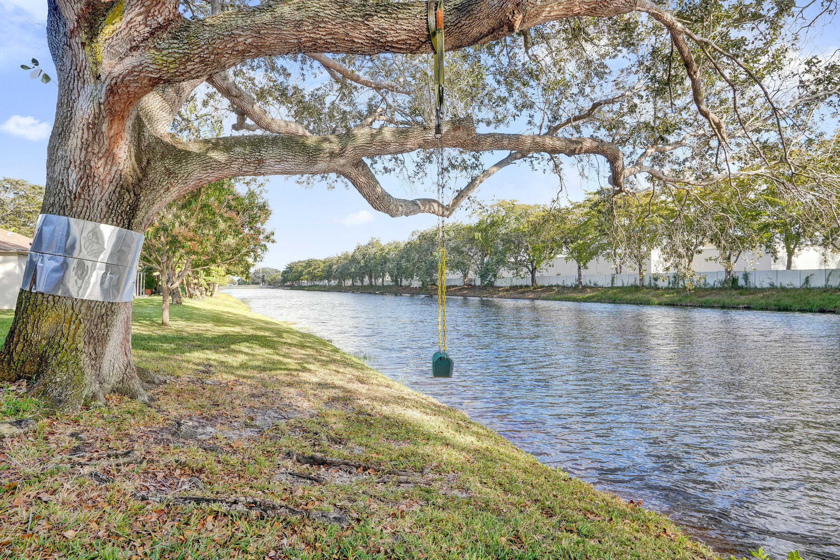 7826 NW 60th Street, Tamarac, FL 33321 — photo 38 of 46