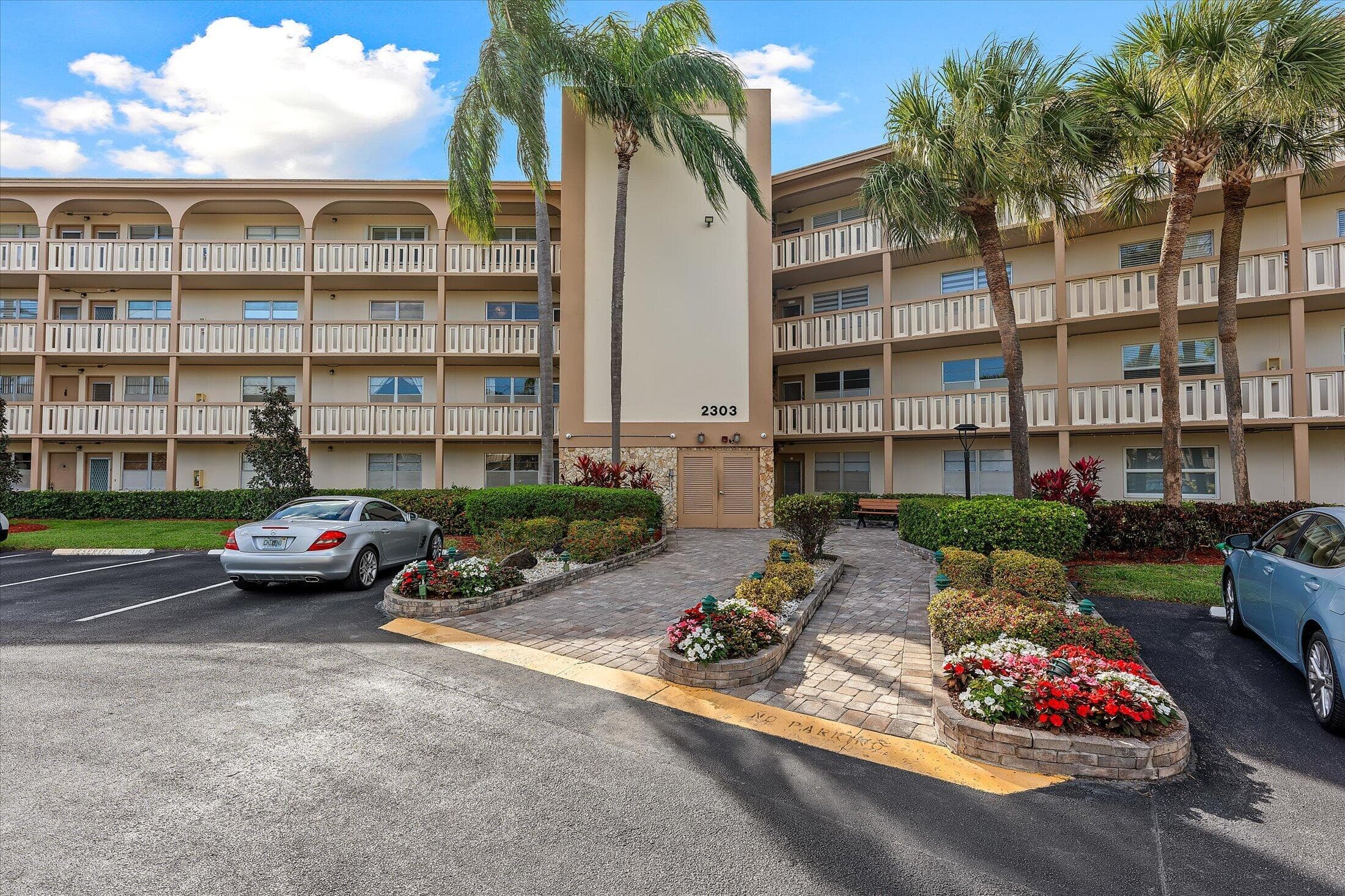 2303 Lucaya Lane G3, Coconut Creek, FL 33066 — photo 4 of 26