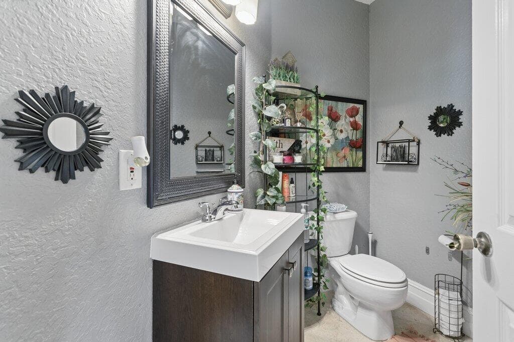 5521 SW 109th Avenue, Davie, FL 33328 — photo 11 of 57
