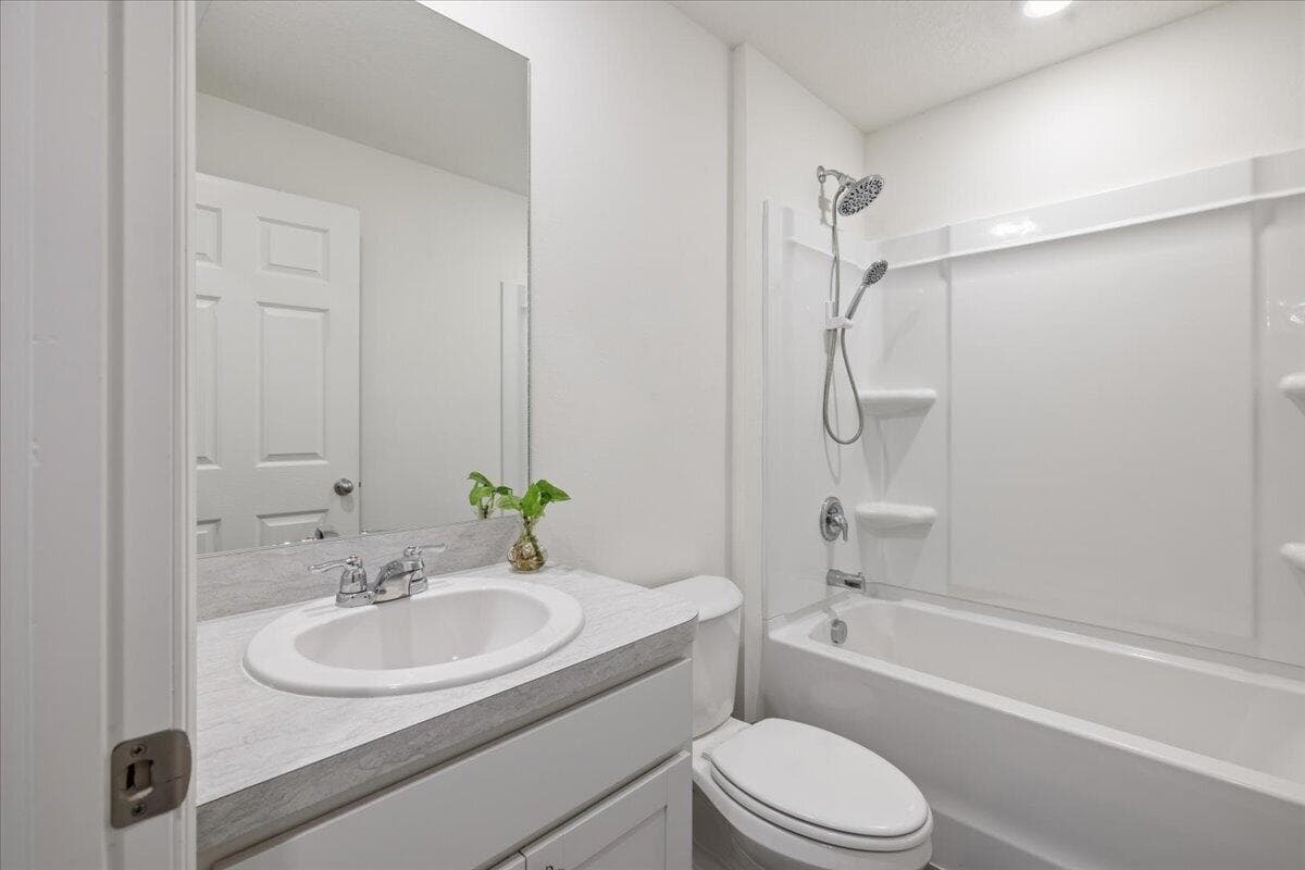 542 Mimosa Street SW, Palm Bay, FL 32908 — photo 7 of 27