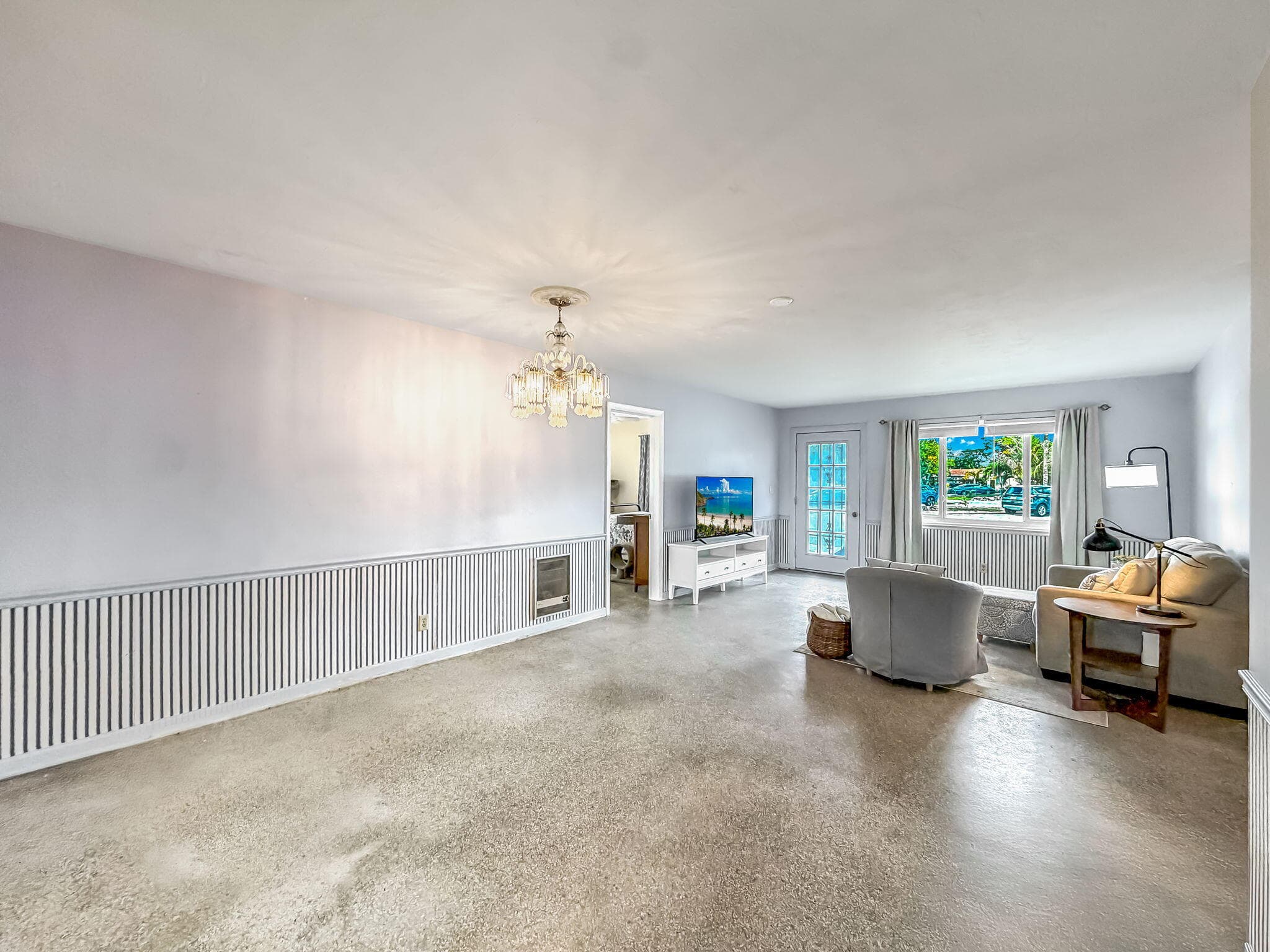 691 Snead Circle, West Palm Beach, FL 33413 — photo 8 of 44