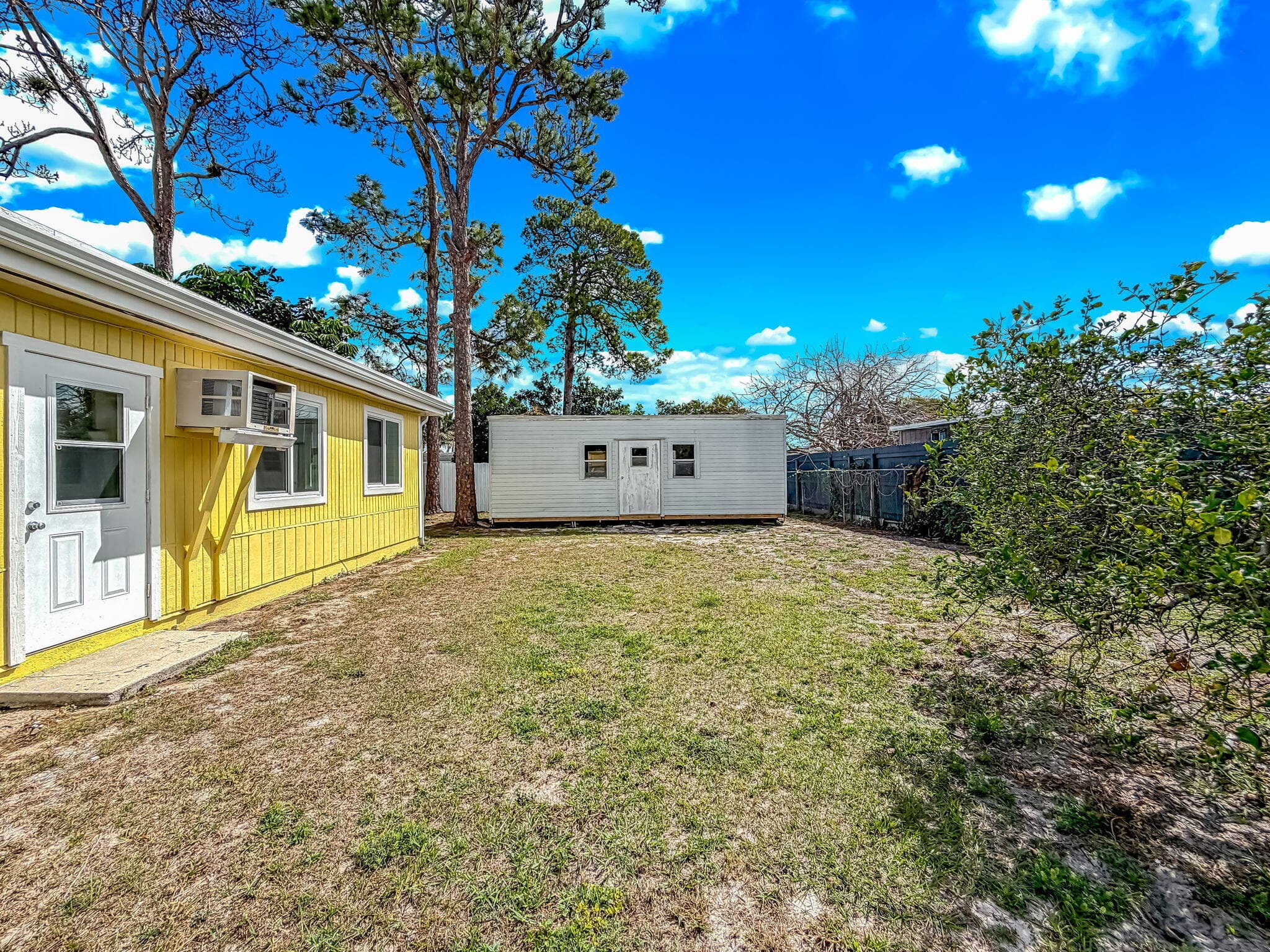 691 Snead Circle, West Palm Beach, FL 33413 — photo 32 of 44