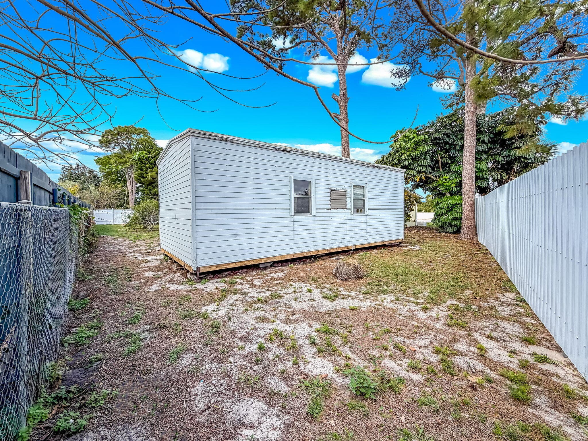 691 Snead Circle, West Palm Beach, FL 33413 — photo 36 of 44
