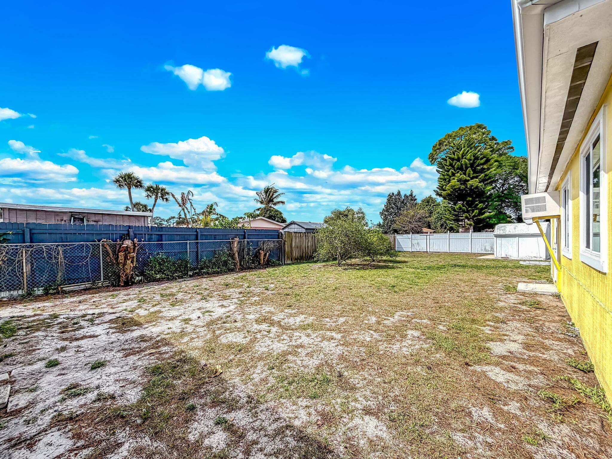 691 Snead Circle, West Palm Beach, FL 33413 — photo 37 of 44