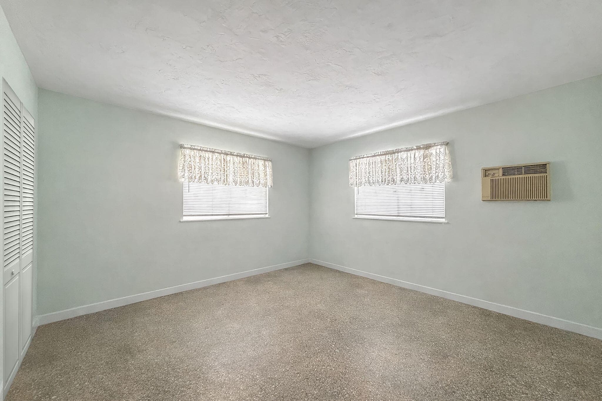 691 Snead Circle, West Palm Beach, FL 33413 — photo 22 of 44
