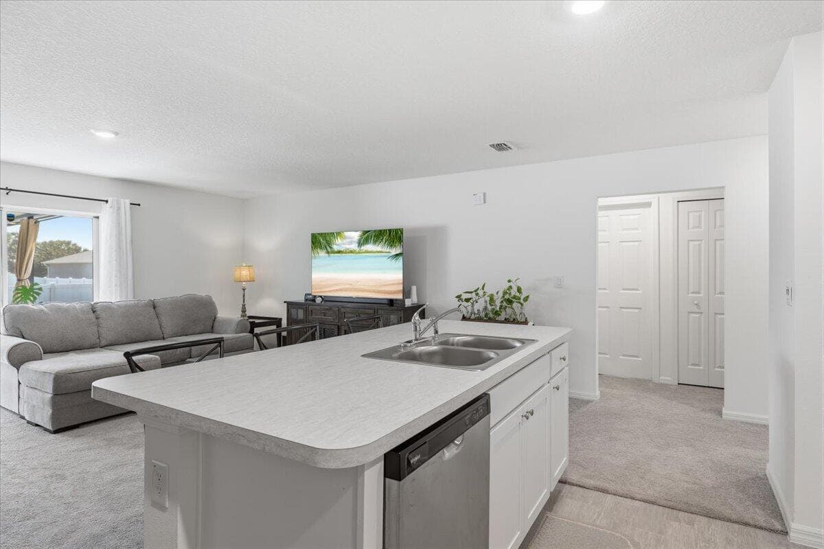 542 Mimosa Street SW, Palm Bay, FL 32908 — photo 13 of 27