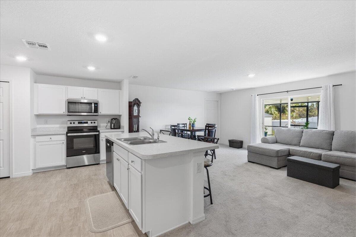 542 Mimosa Street SW, Palm Bay, FL 32908 — photo 16 of 27