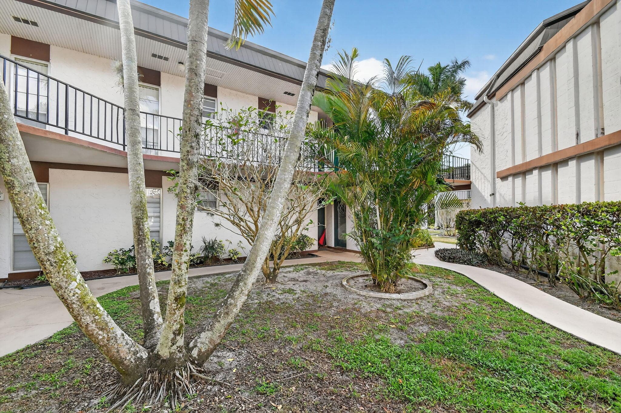 4 N Greenway Vlg Village N 206, Royal Palm Beach, FL 33411 — photo 23 of 37
