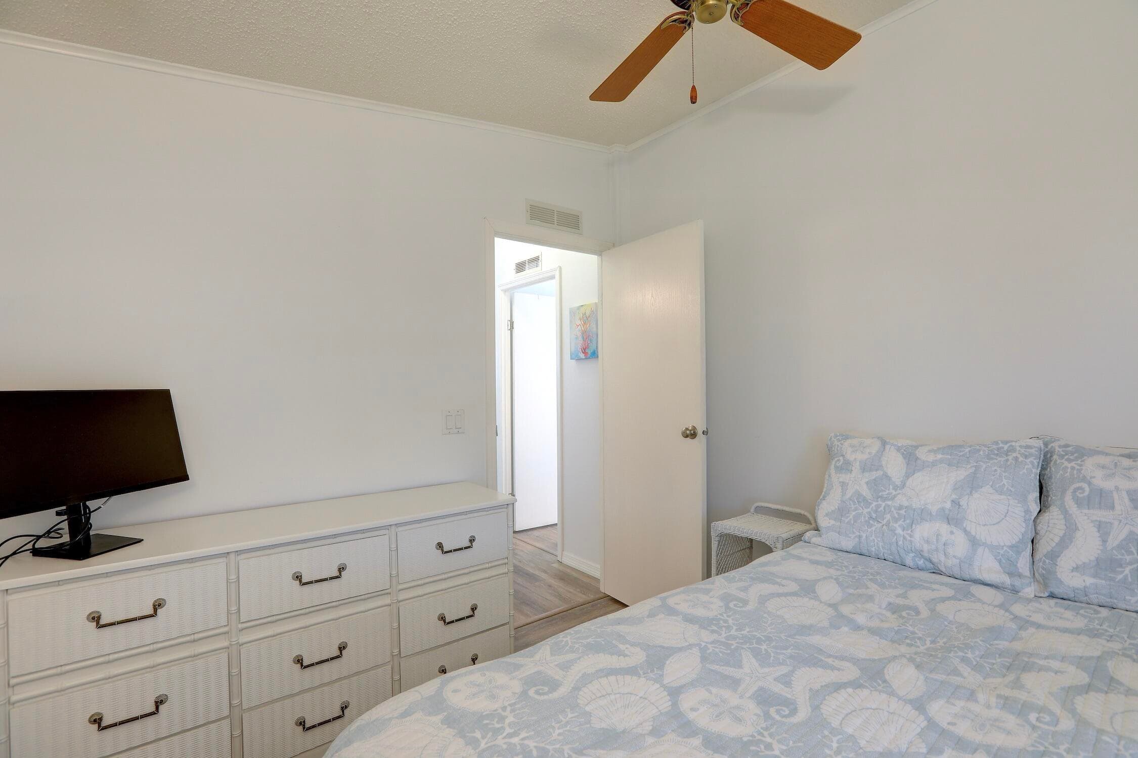 7576 Chasta Road, Micco, FL 32976 — photo 14 of 27