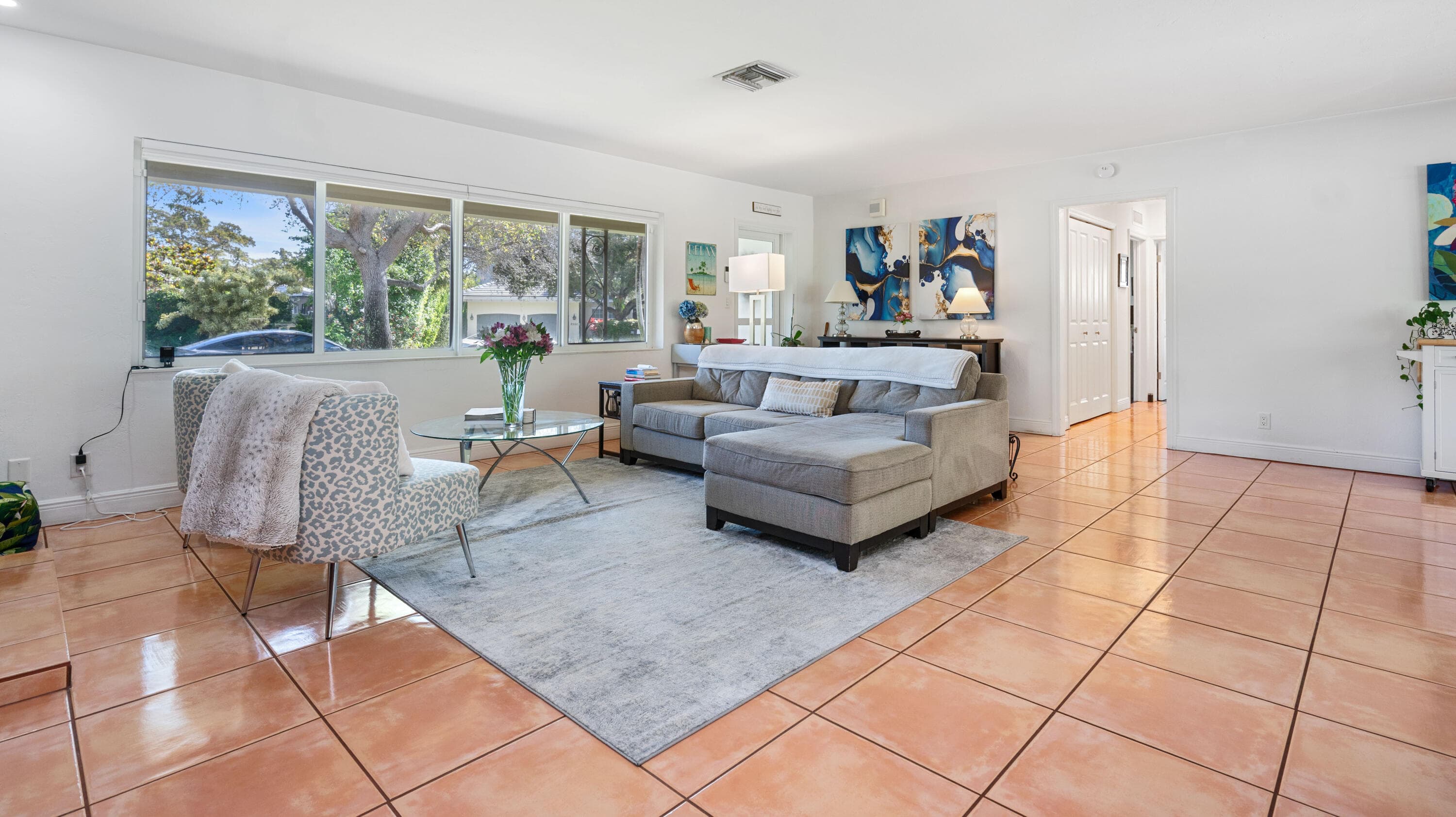 2549 NE 27th Avenue, Fort Lauderdale, FL 33305 — photo 4 of 22