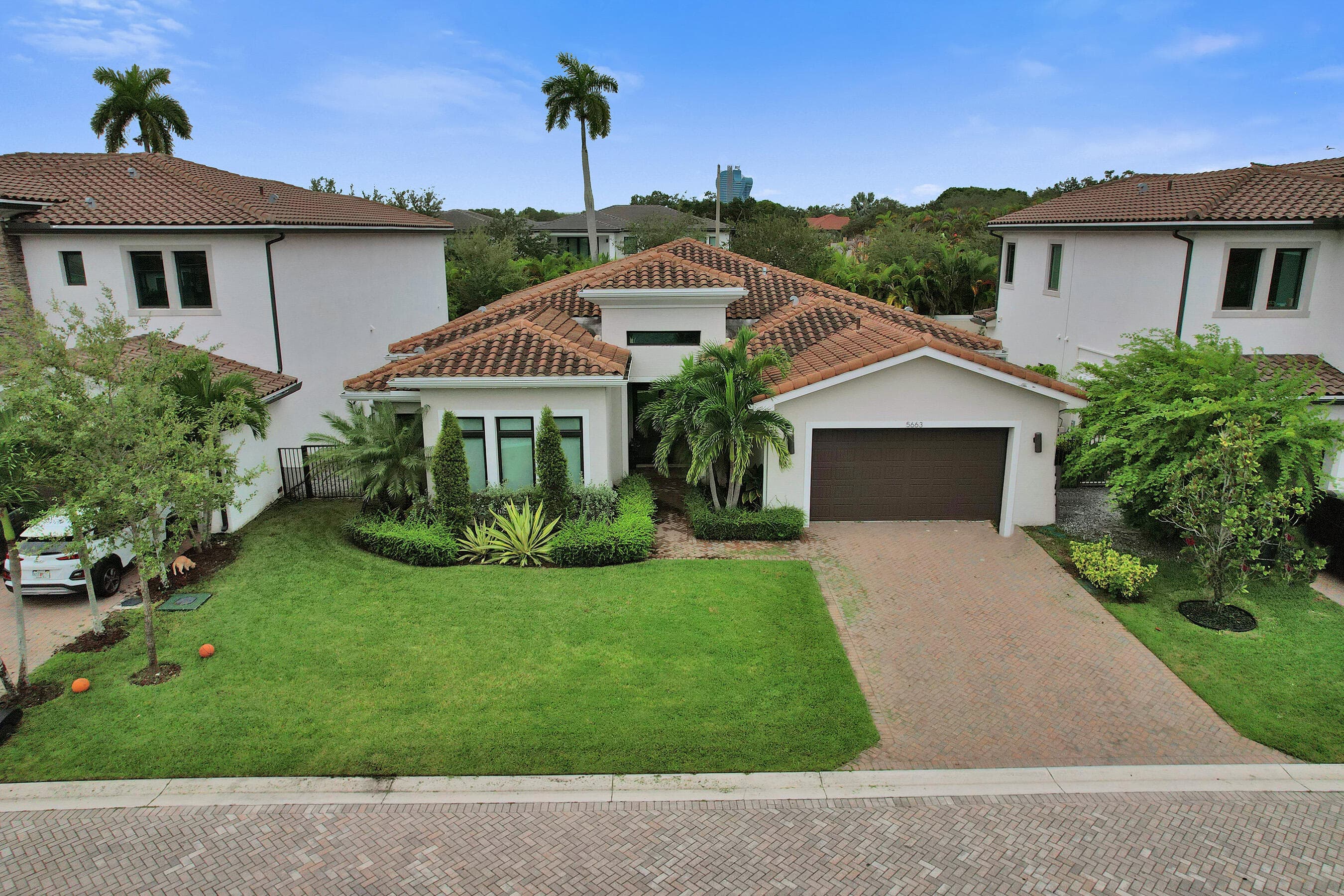 5663 W Brookfield Circle, Hollywood, FL 33312 — photo 3 of 50