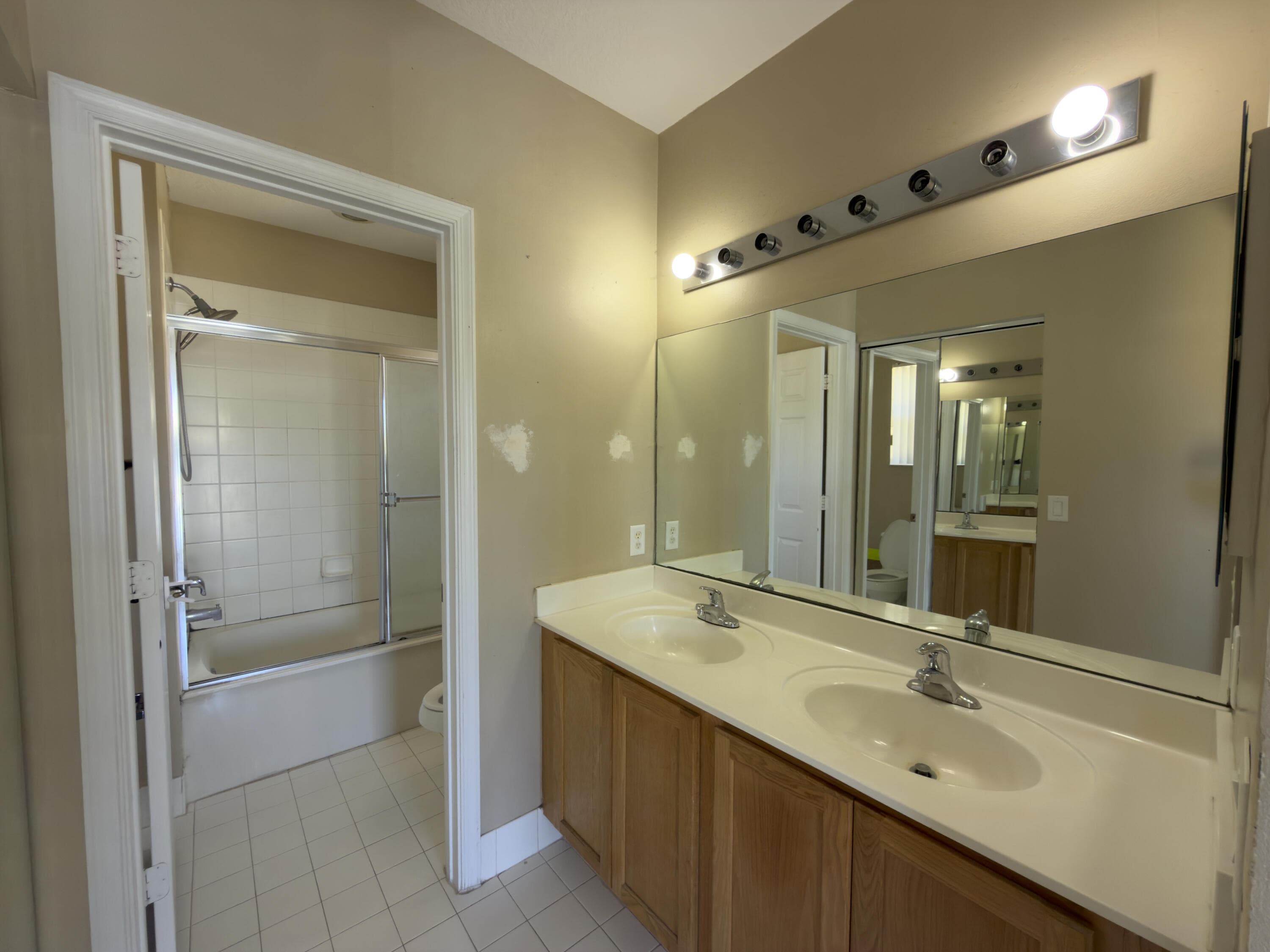 1712 Carvelle Drive, Riviera Beach, FL 33404 — photo 5 of 9