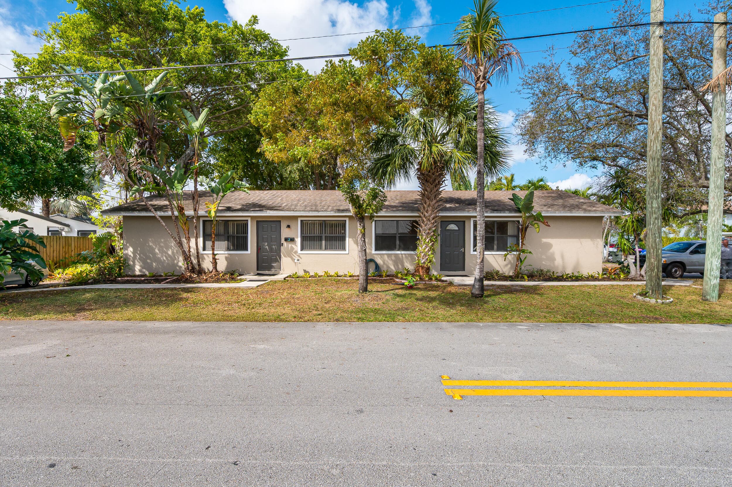 1010 NE 16th Street NE, Fort Lauderdale, FL 33304 — photo 6 of 28